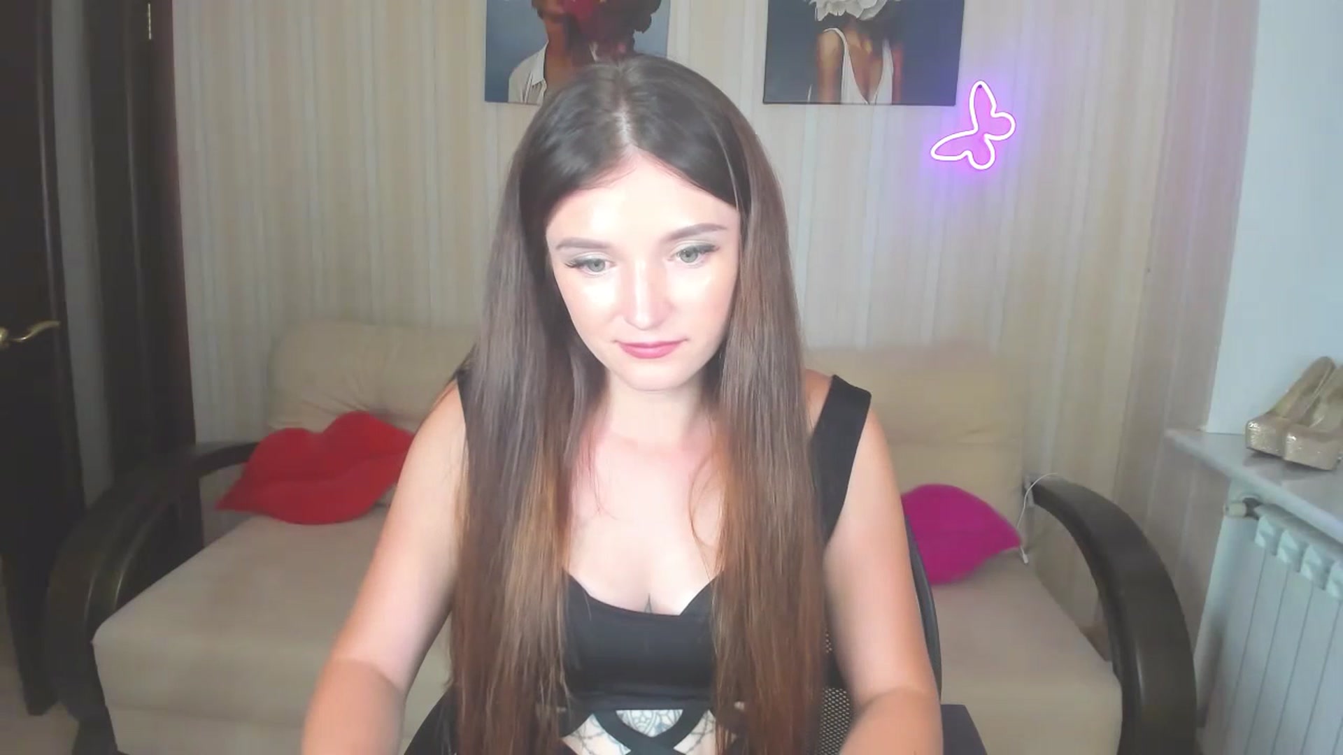 Gallery image thumbnail from TinaFerrell's myfreecams stream on, 07/17/2023, 02:47 image 7 of 20