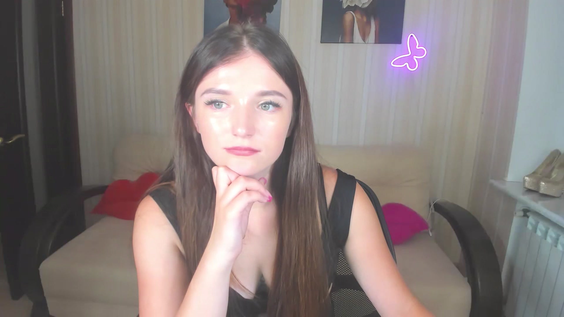 Gallery image thumbnail from TinaFerrell's myfreecams stream on, 07/17/2023, 02:47 image 6 of 20