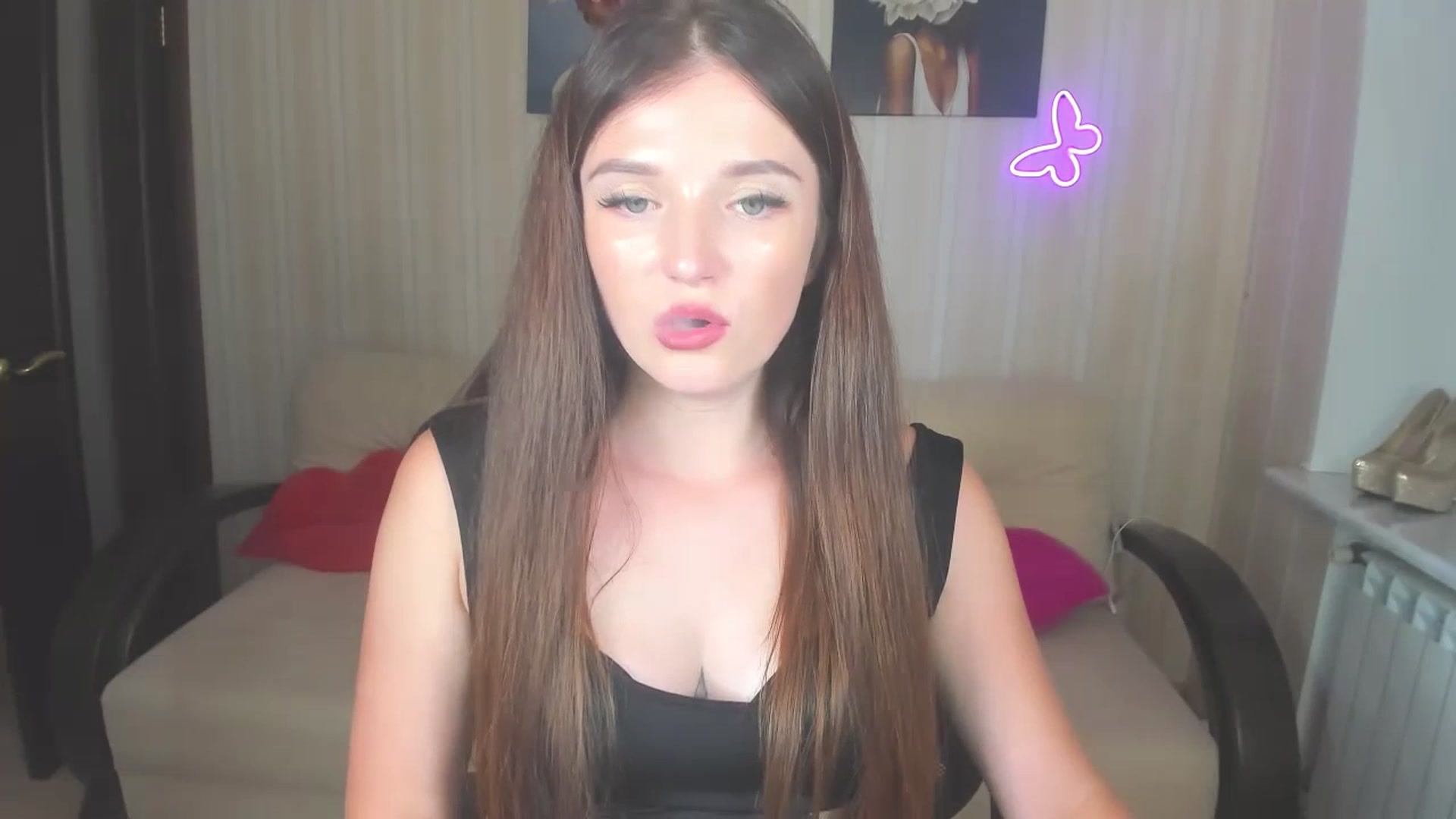 Gallery image thumbnail from TinaFerrell's myfreecams stream on, 07/17/2023, 02:47 image 5 of 20