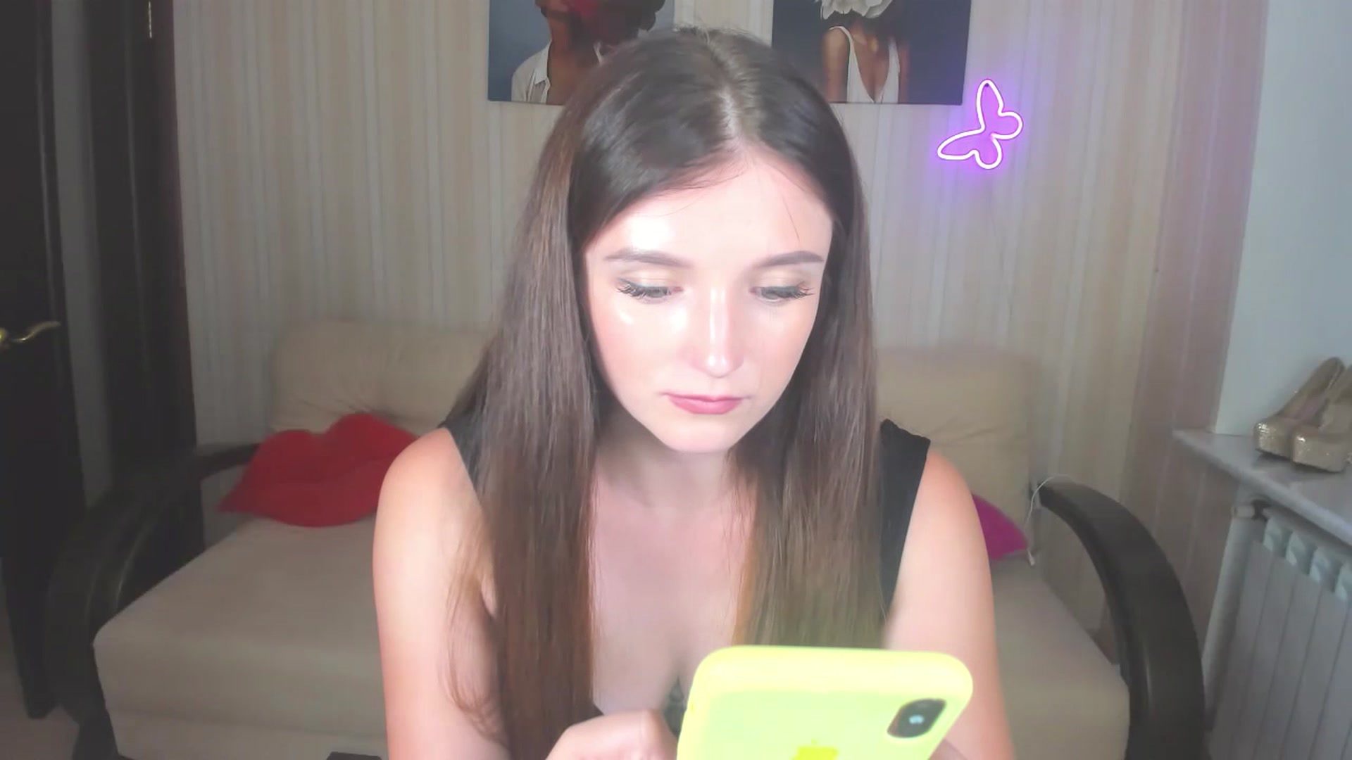Gallery image thumbnail from TinaFerrell's myfreecams stream on, 07/17/2023, 02:47 image 9 of 20