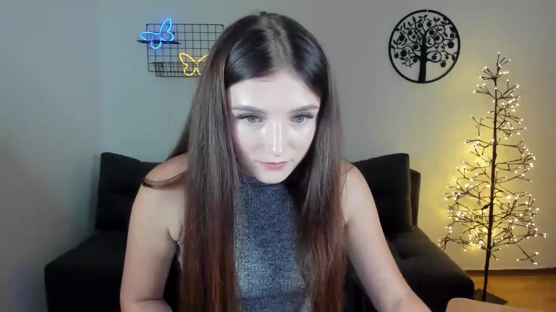 Gallery image thumbnail from TinaFerrell's myfreecams stream on, 07/17/2023, 20:09 image 1 of 20