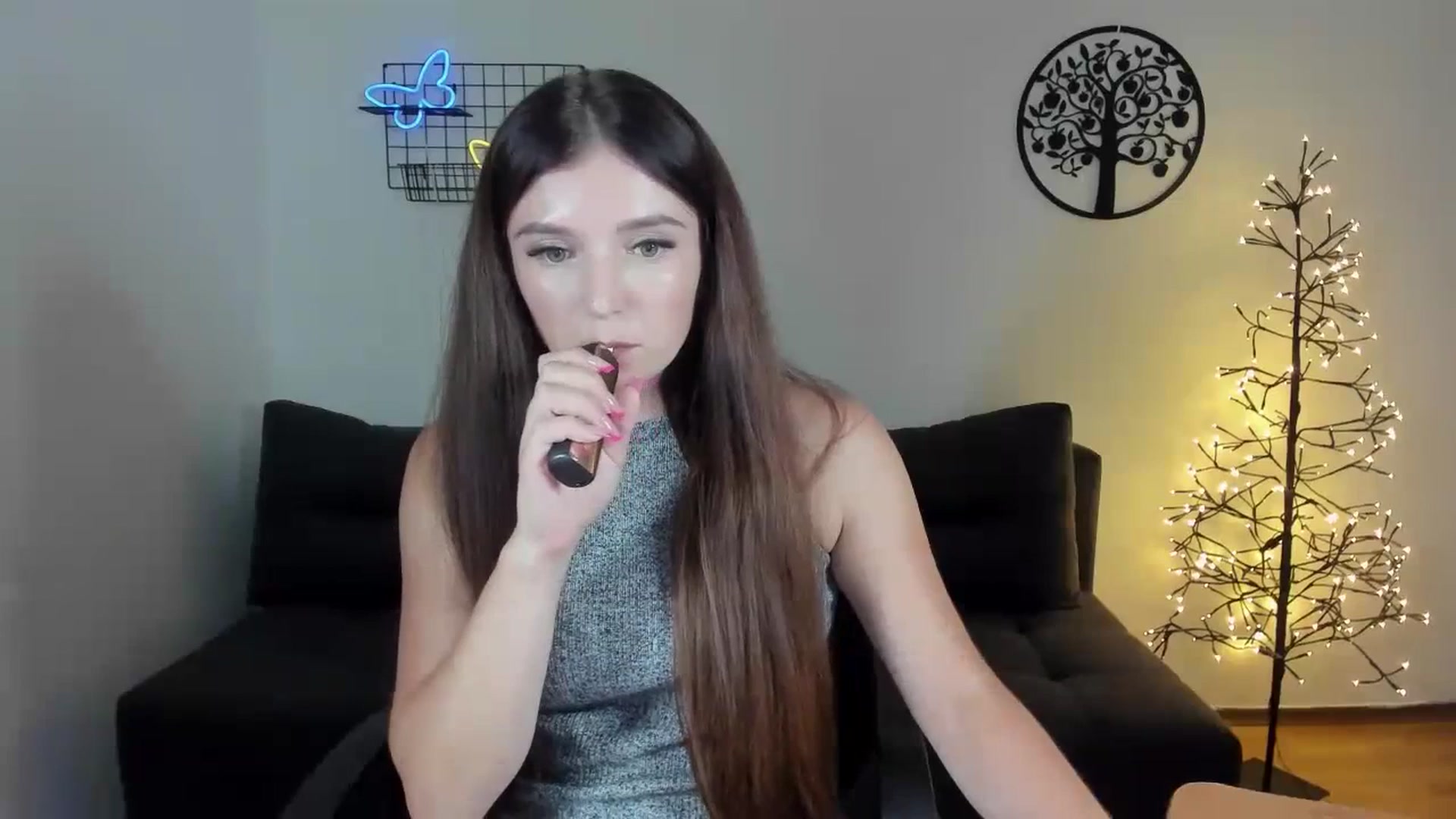 Gallery image thumbnail from TinaFerrell's myfreecams stream on, 07/17/2023, 20:50 image 19 of 20