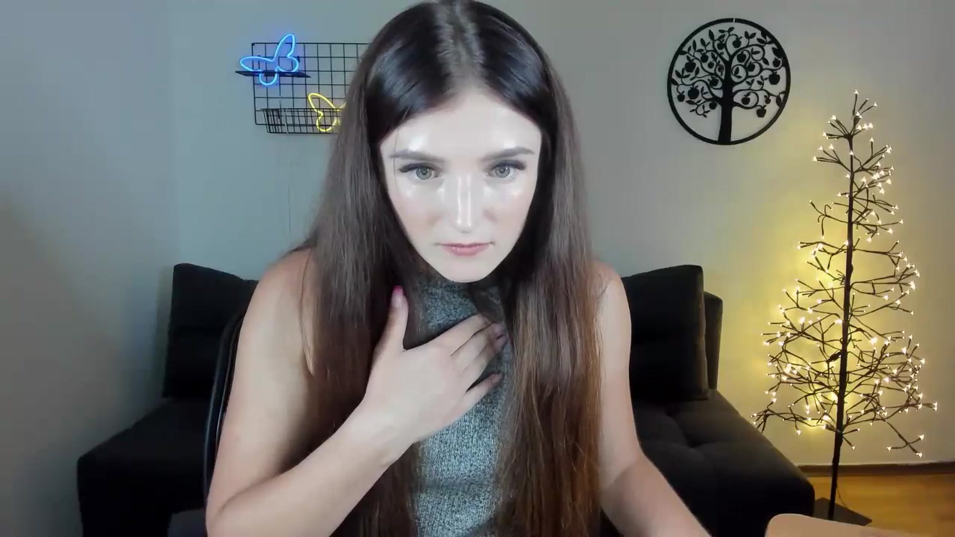 Gallery image thumbnail from TinaFerrell's myfreecams stream on, 07/17/2023, 20:50 image 6 of 20