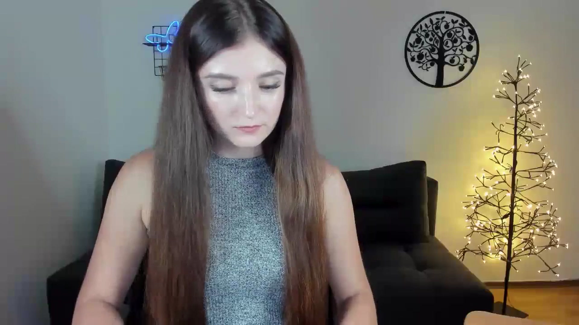 Gallery image thumbnail from TinaFerrell's myfreecams stream on, 07/17/2023, 20:50 image 17 of 20