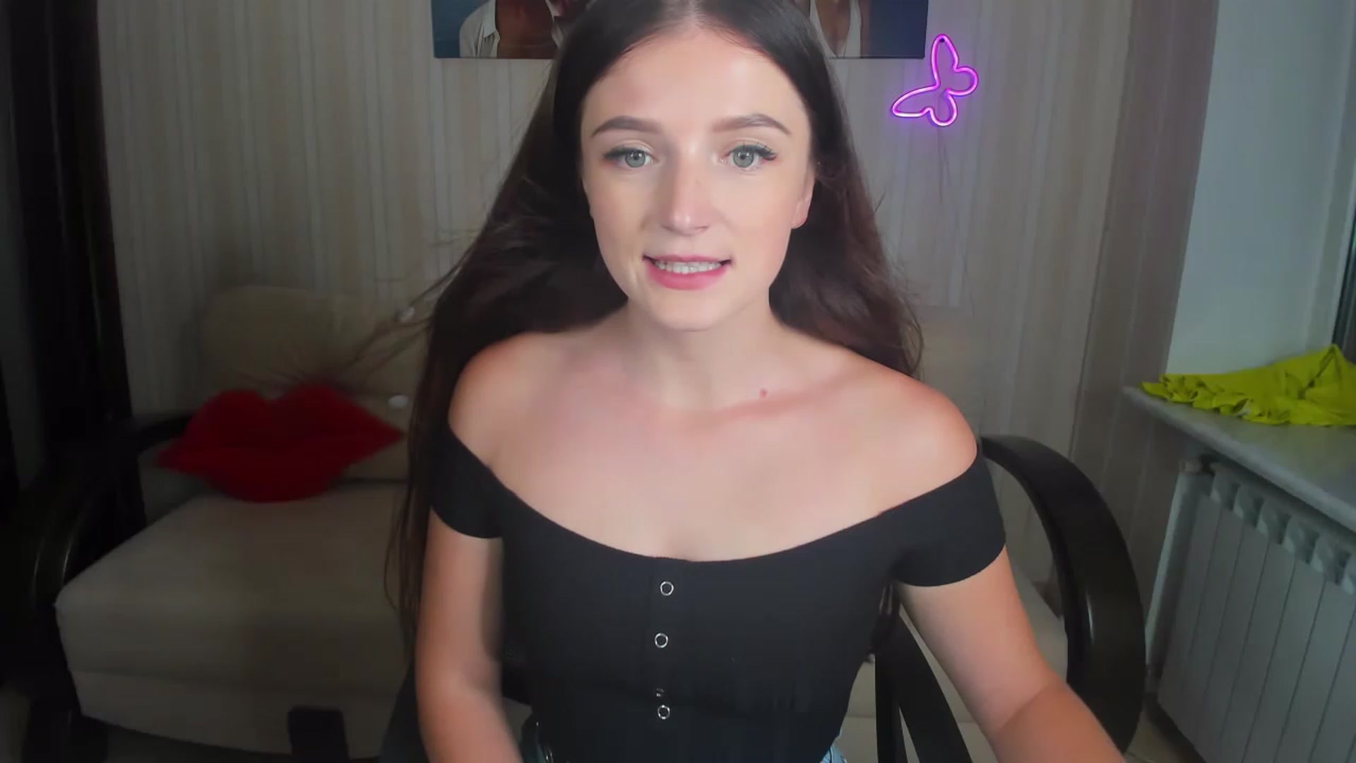 Gallery image thumbnail from TinaFerrell's myfreecams stream on, 07/29/2023, 15:35 image 16 of 20