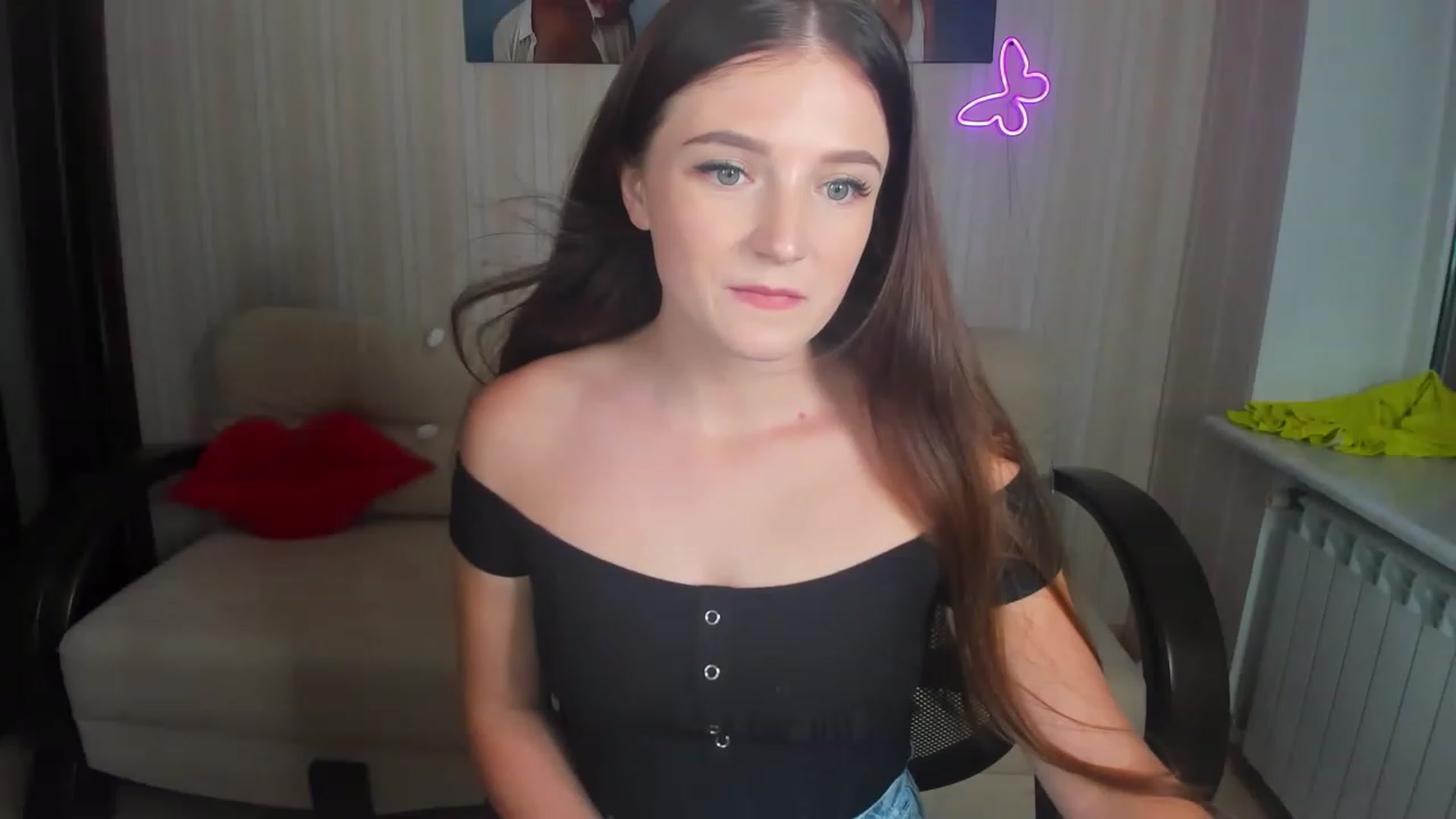 Gallery image thumbnail from TinaFerrell's myfreecams stream on, 07/29/2023, 15:35 image 6 of 20