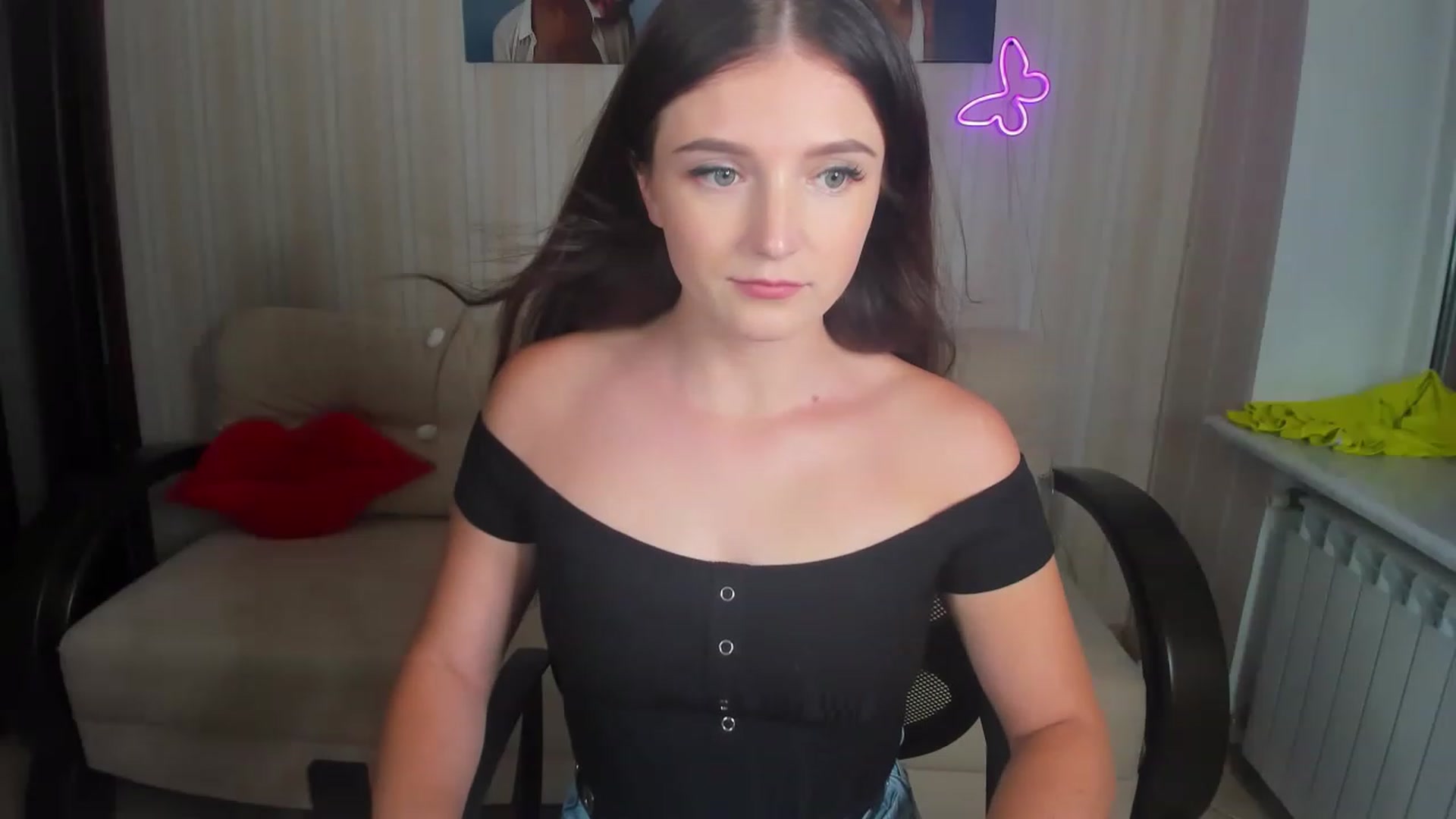 Gallery image thumbnail from TinaFerrell's myfreecams stream on, 07/29/2023, 15:35 image 13 of 20