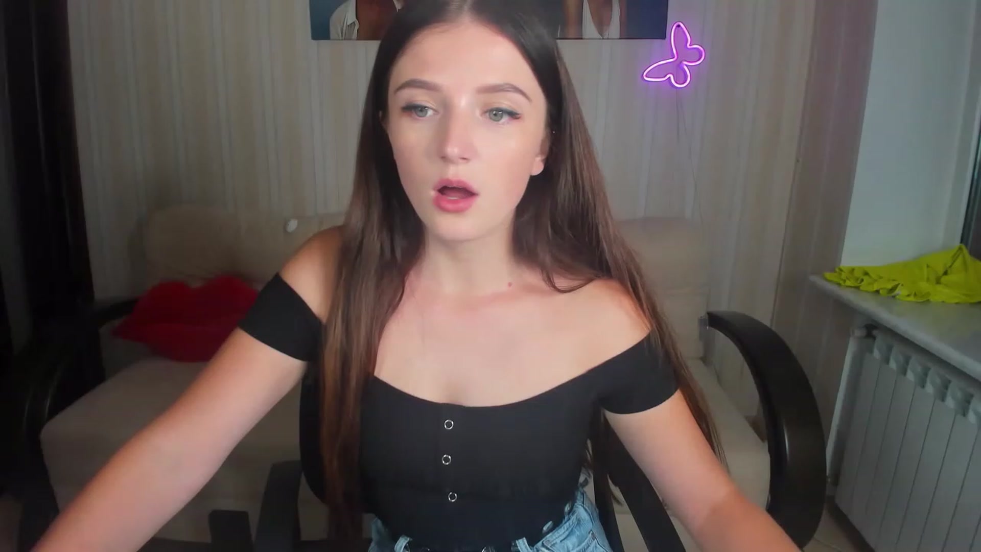 Gallery image thumbnail from TinaFerrell's myfreecams stream on, 07/29/2023, 16:07 image 14 of 20