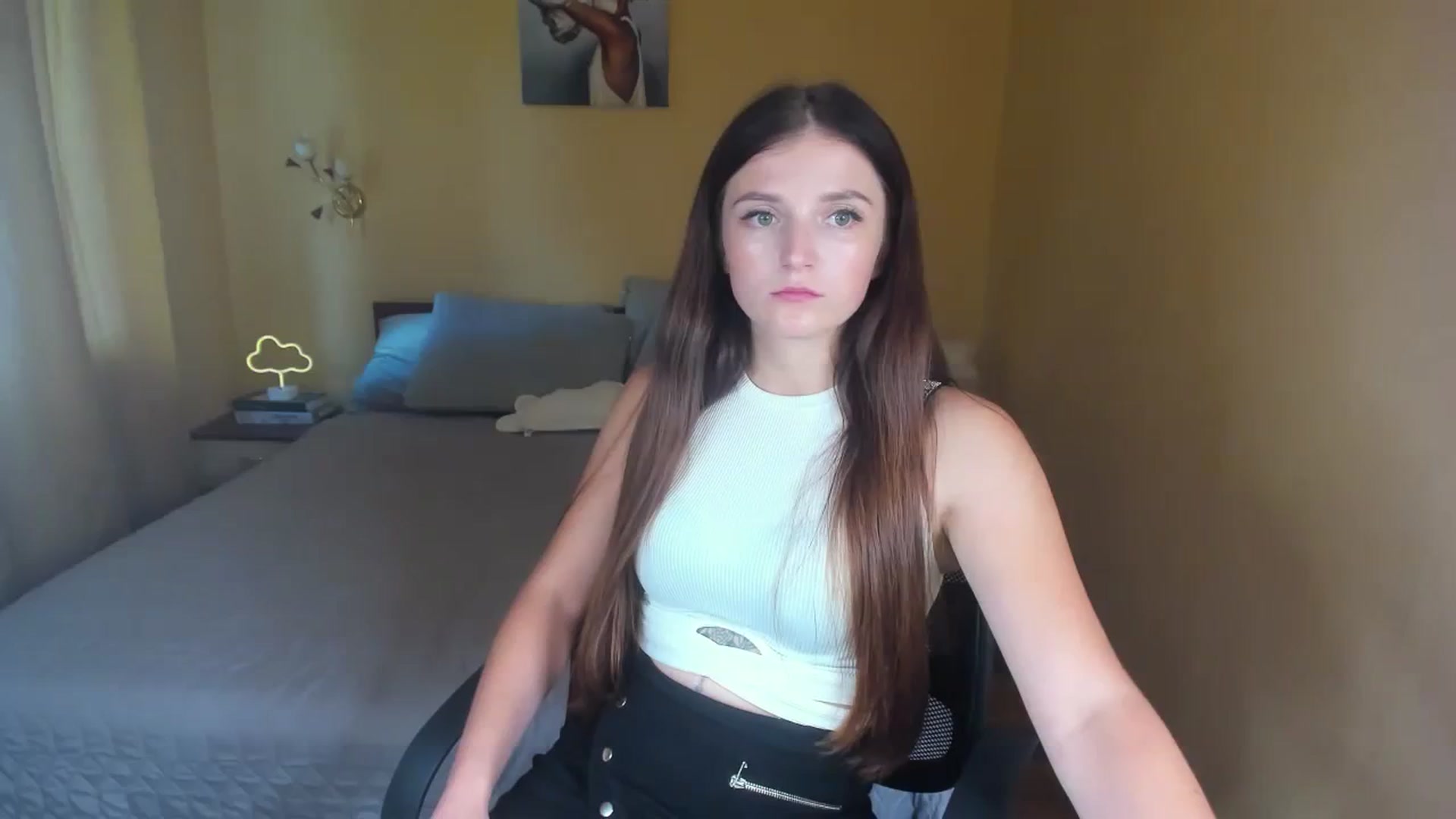 Gallery image thumbnail from TinaFerrell's myfreecams stream on, 08/01/2023, 10:24 image 19 of 20