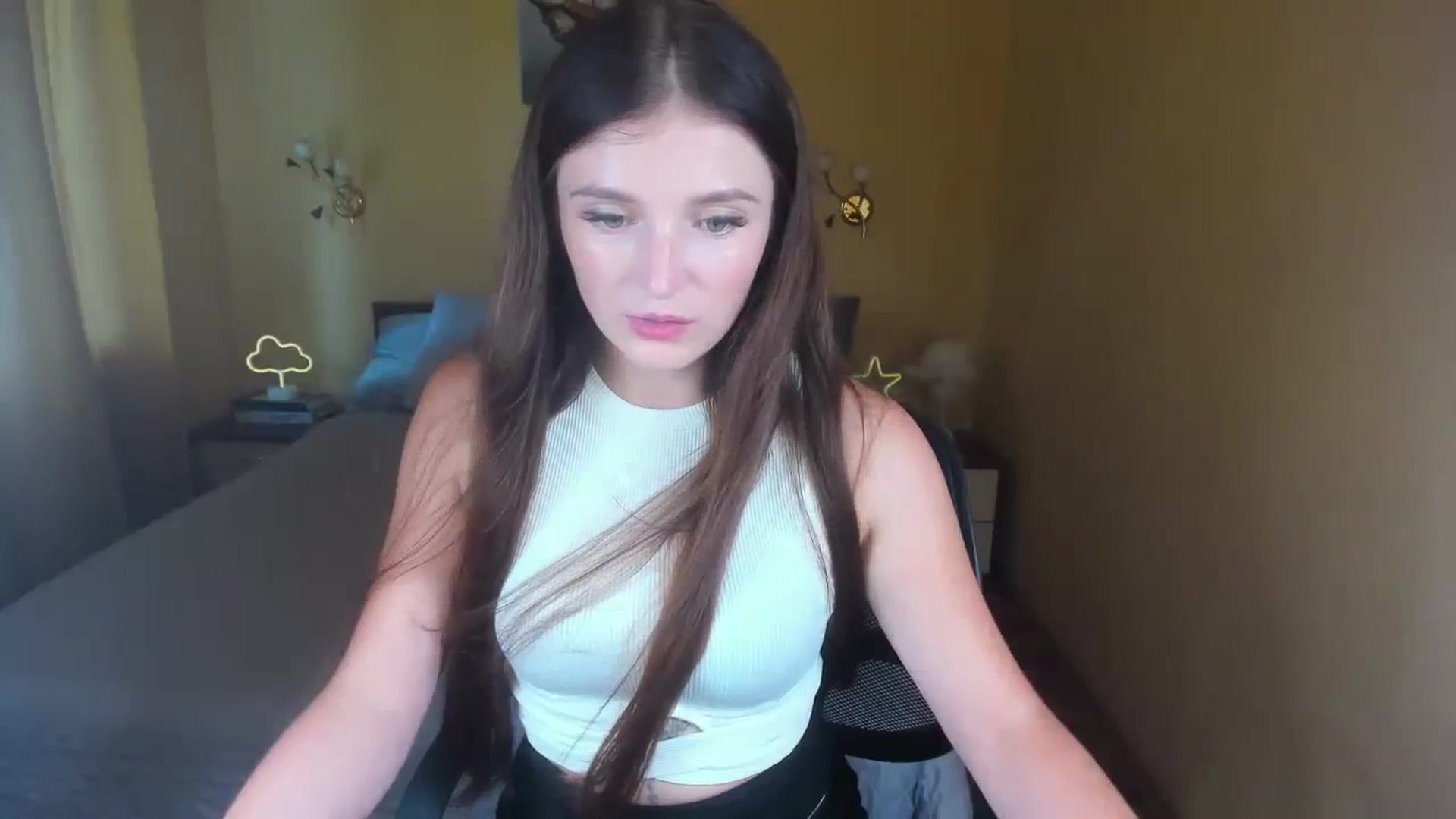 Gallery image thumbnail from TinaFerrell's myfreecams stream on, 08/01/2023, 10:24 image 12 of 20