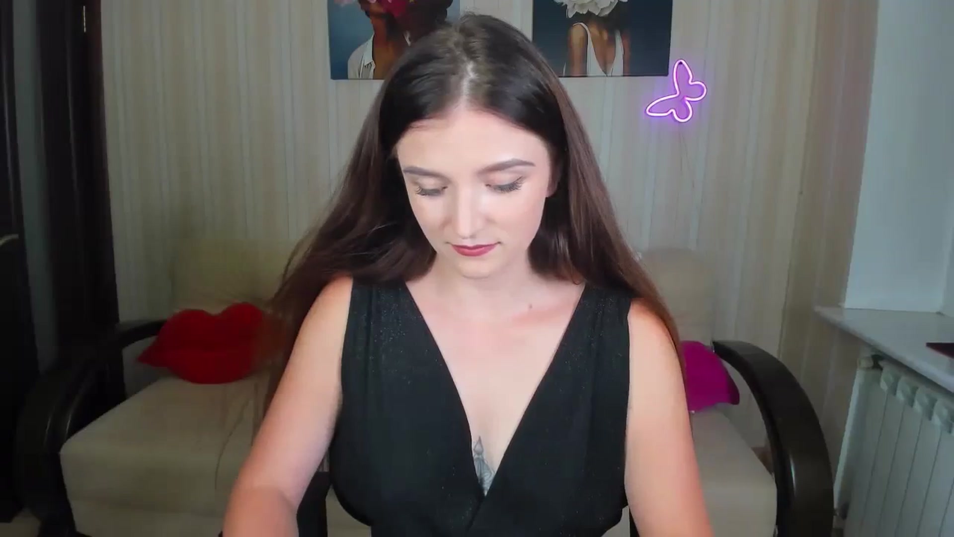 Gallery image thumbnail from TinaFerrell's myfreecams stream on, 08/04/2023, 21:22 image 15 of 20