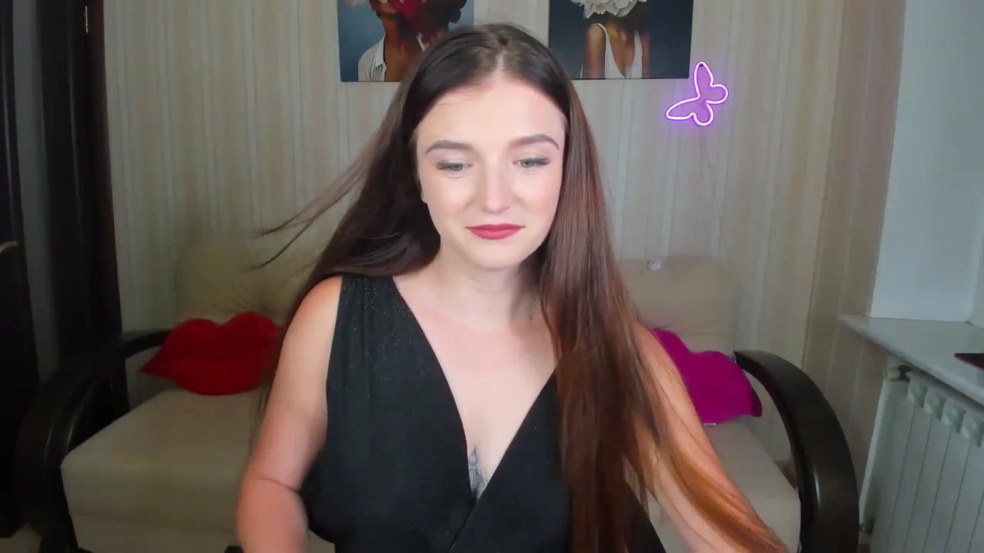 Gallery image thumbnail from TinaFerrell's myfreecams stream on, 08/04/2023, 21:22 image 6 of 20