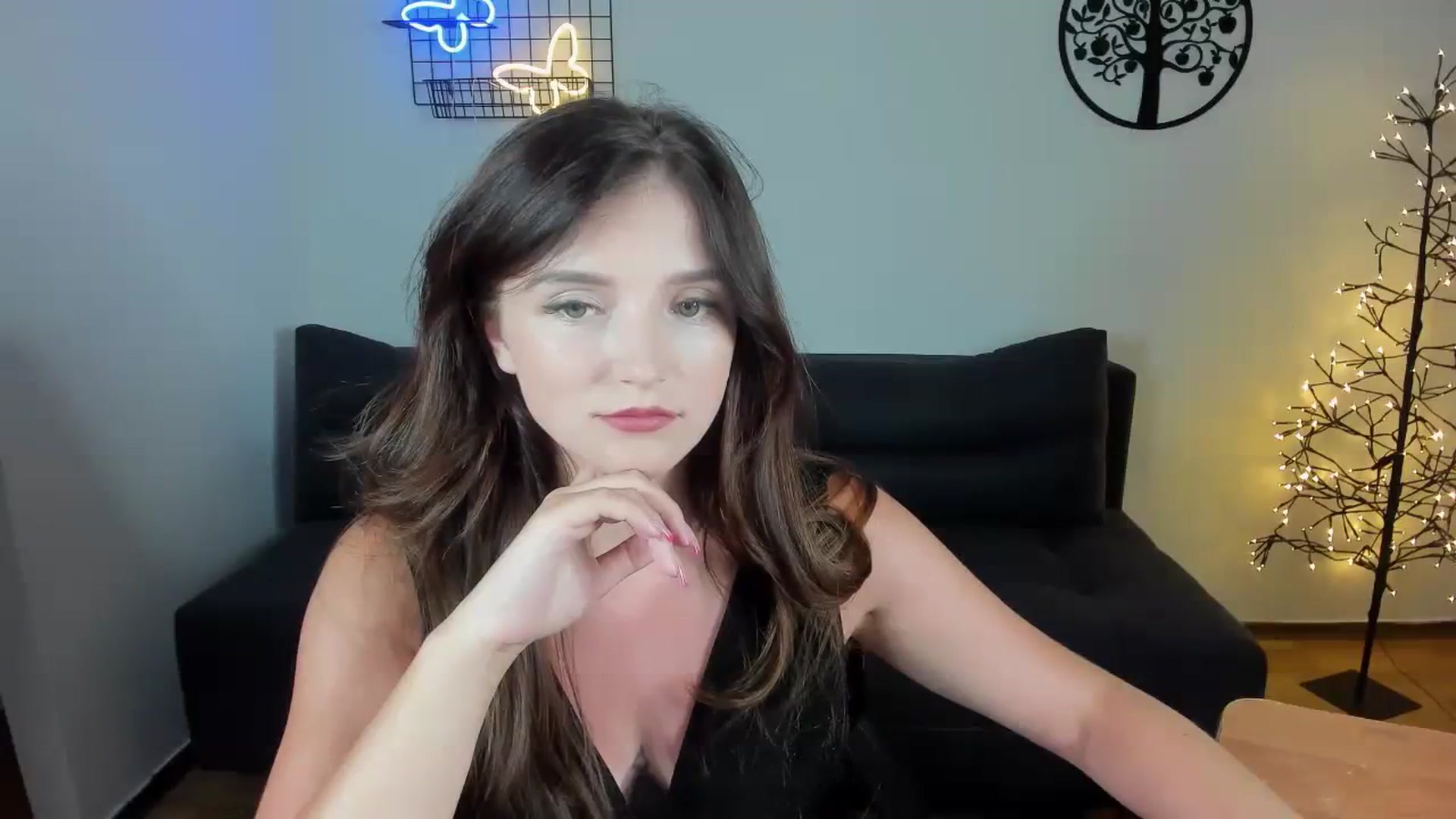 Gallery image thumbnail from TinaFerrell's myfreecams stream on, 08/05/2023, 20:29 image 8 of 20
