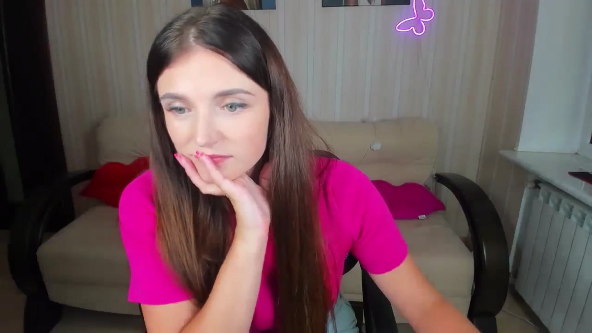 Gallery image thumbnail from TinaFerrell's myfreecams stream on, 08/08/2023, 14:42 image 20 of 20