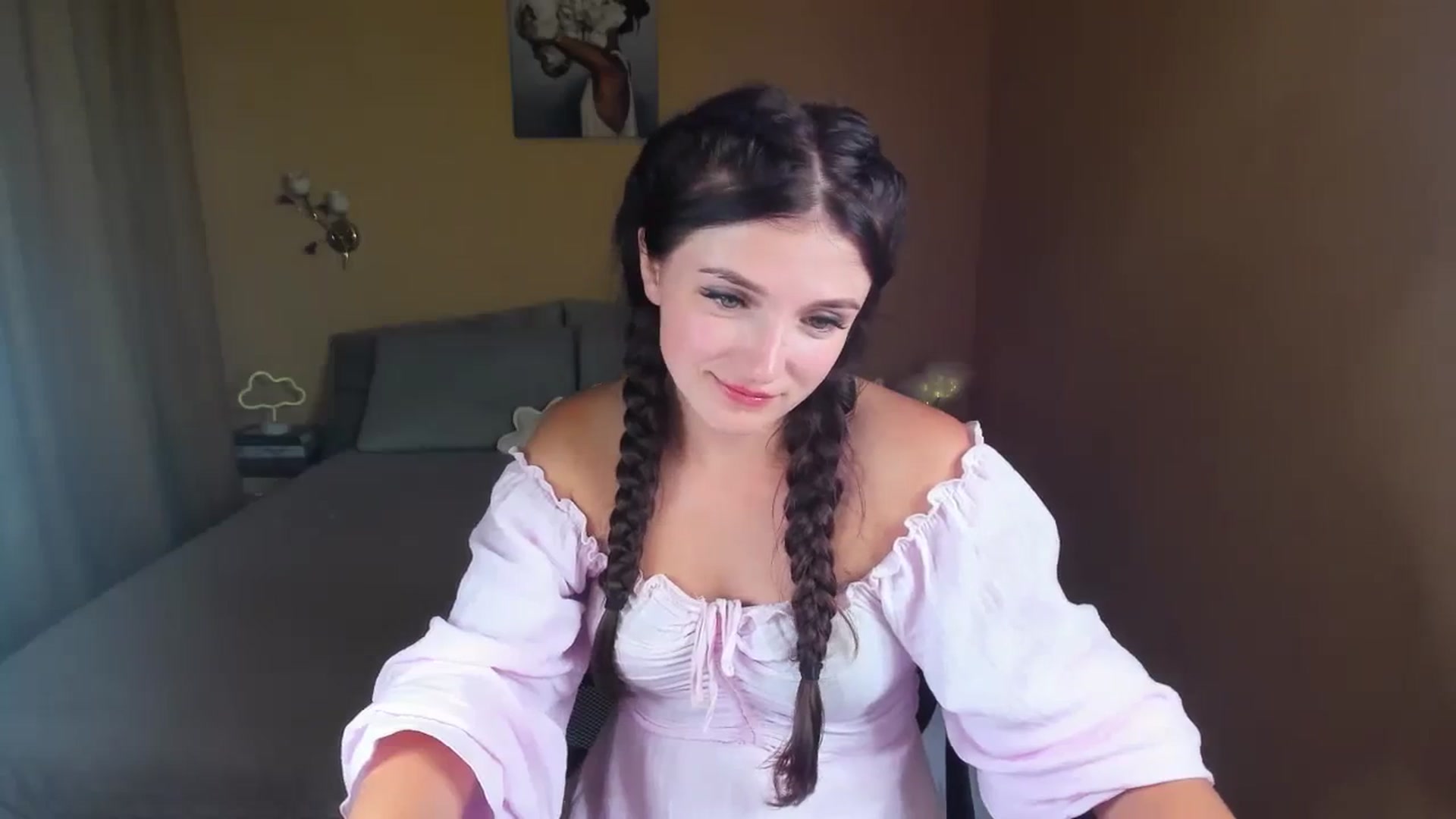 Gallery image thumbnail from TinaFerrell's myfreecams stream on, 08/15/2023, 19:22 image 5 of 20