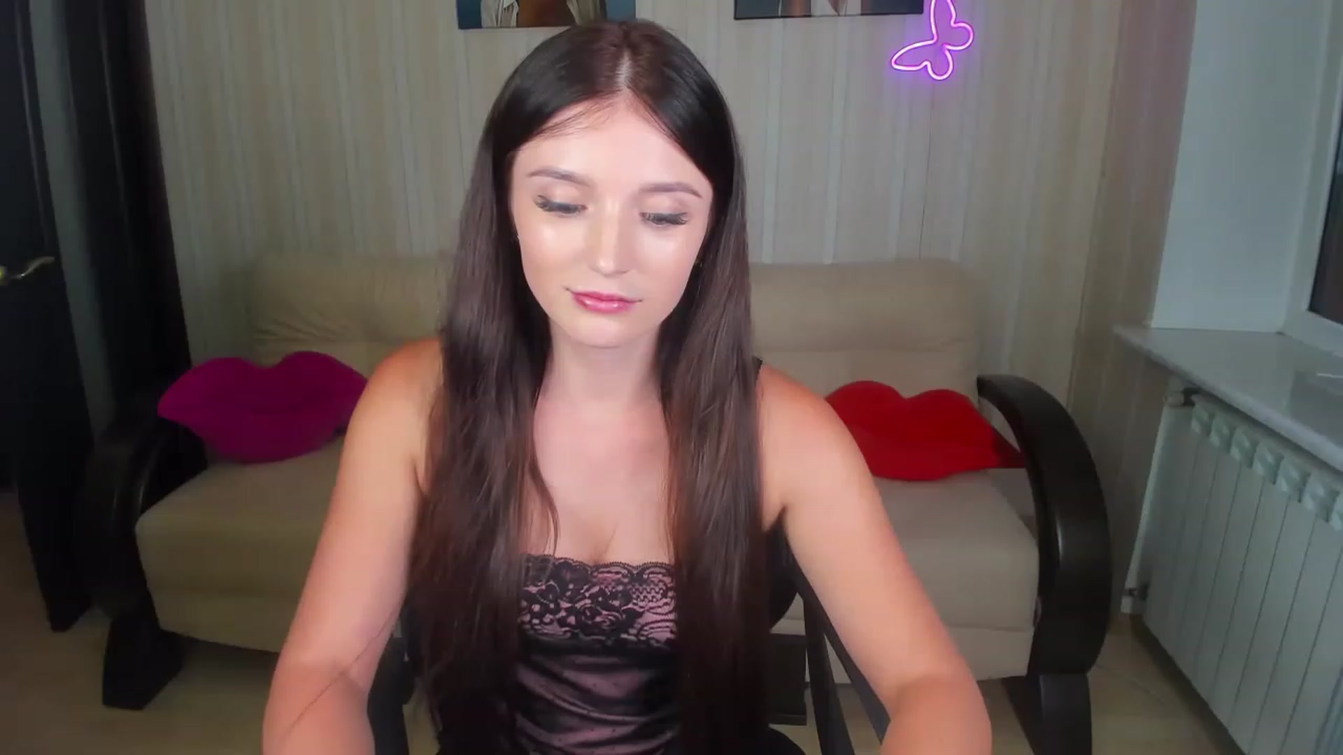 Gallery image thumbnail from TinaFerrell's myfreecams stream on, 08/23/2023, 22:22 image 16 of 20
