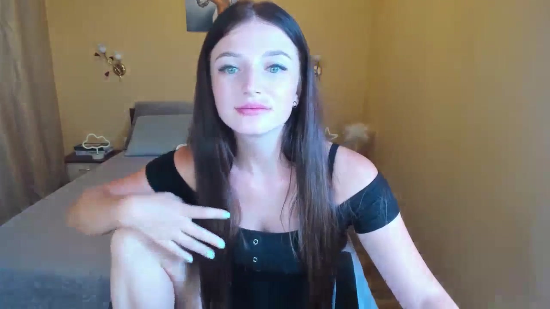 Gallery image thumbnail from TinaFerrell's myfreecams stream on, 08/25/2023, 17:46 image 9 of 20