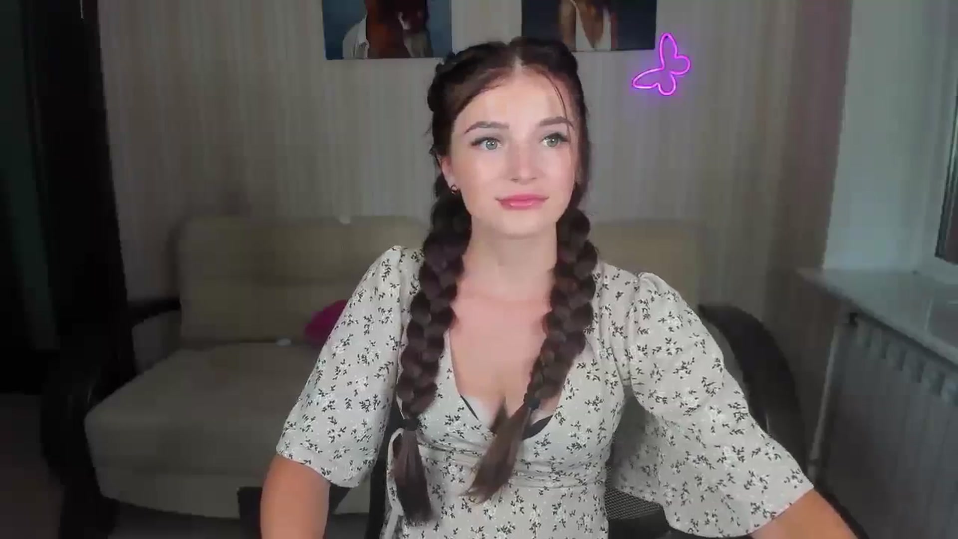 Gallery image thumbnail from TinaFerrell's myfreecams stream on, 08/26/2023, 14:03 image 15 of 20