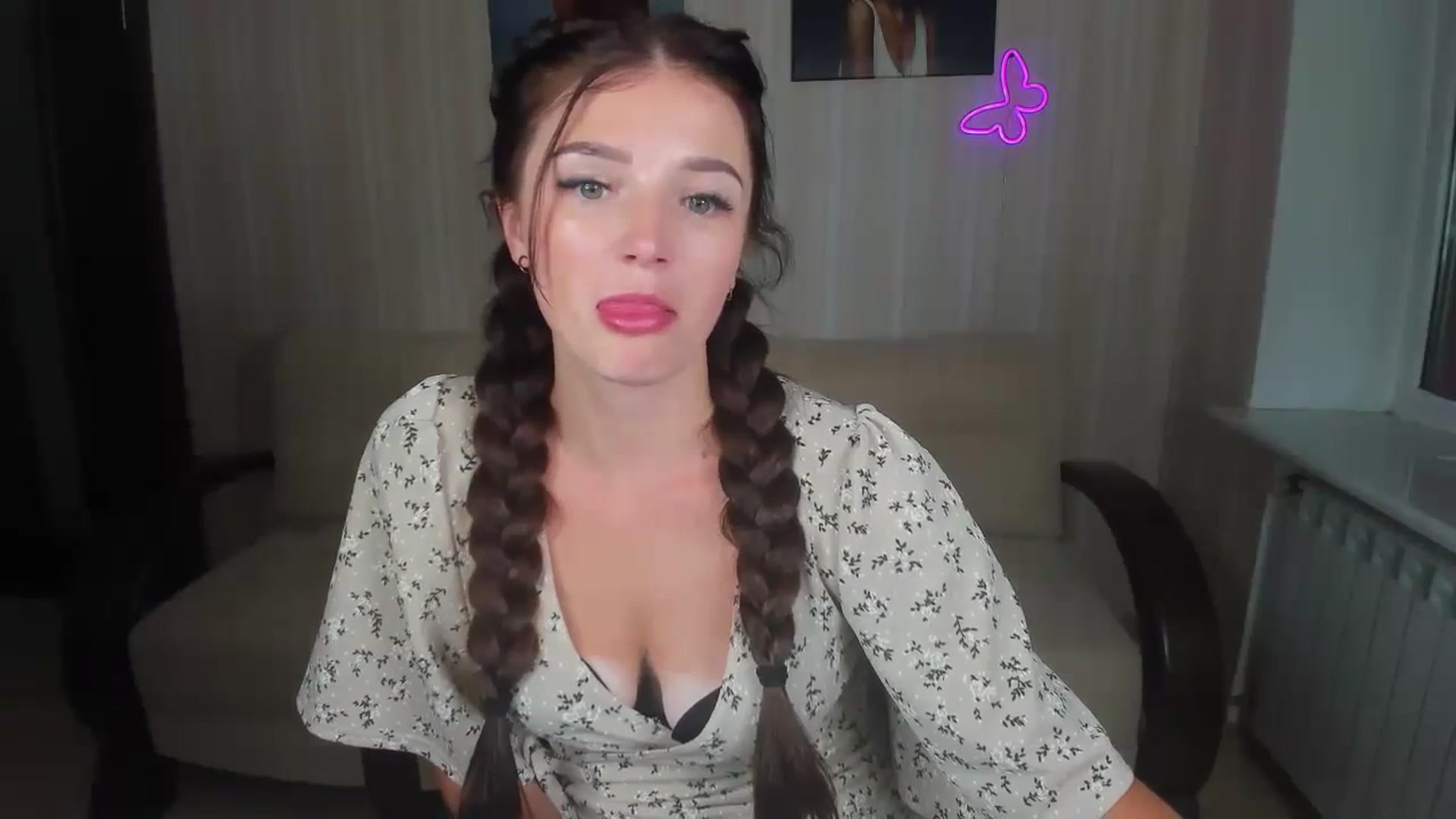 Gallery image thumbnail from TinaFerrell's myfreecams stream on, 08/26/2023, 14:34 image 16 of 20