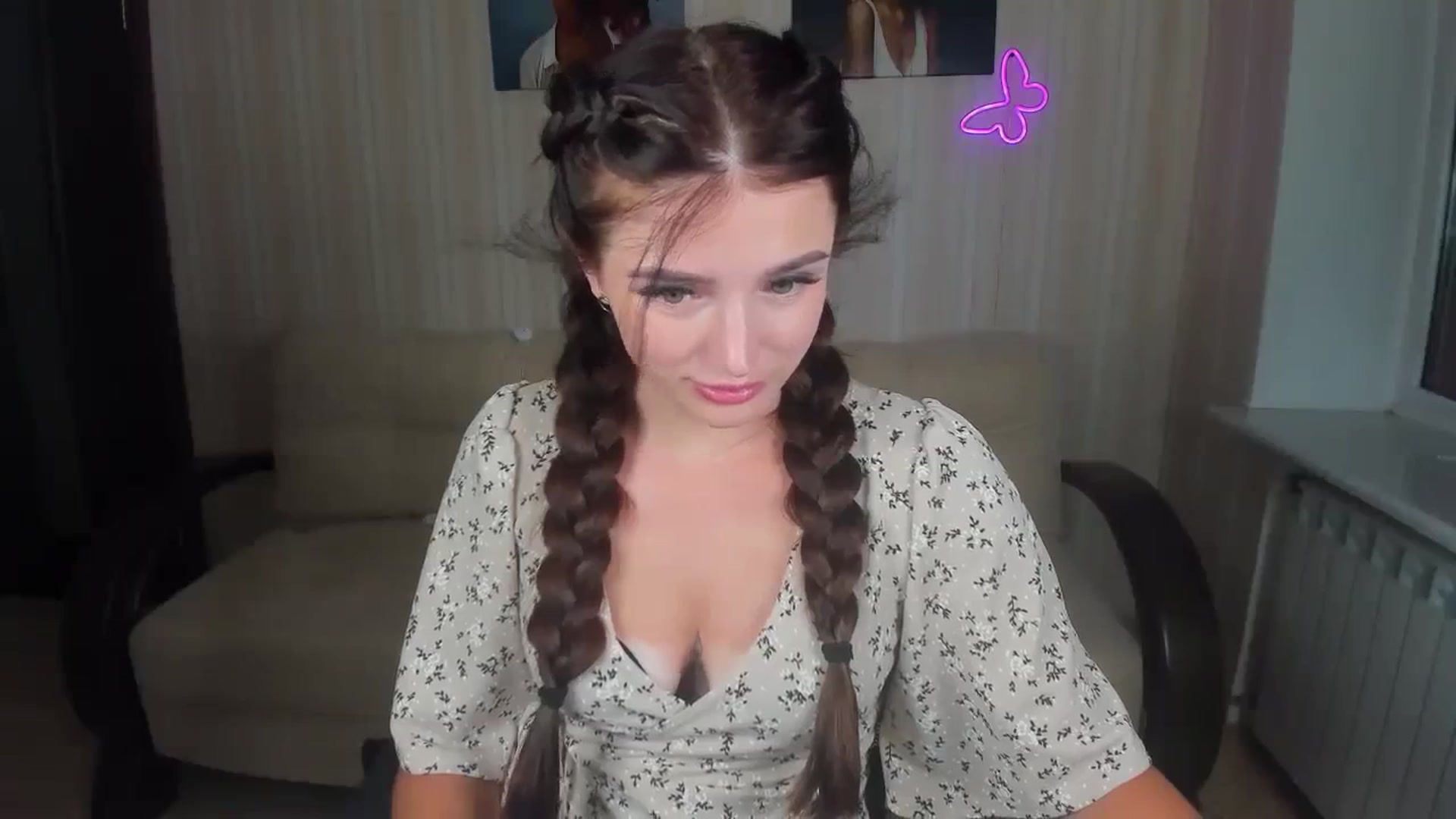Gallery image thumbnail from TinaFerrell's myfreecams stream on, 08/26/2023, 16:16 image 16 of 20