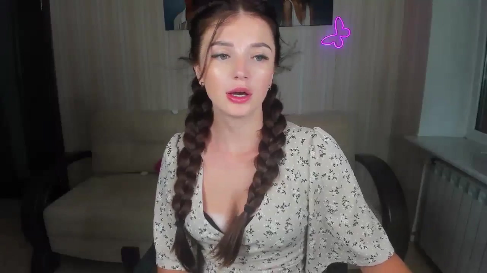 Gallery image thumbnail from TinaFerrell's myfreecams stream on, 08/26/2023, 16:16 image 5 of 20