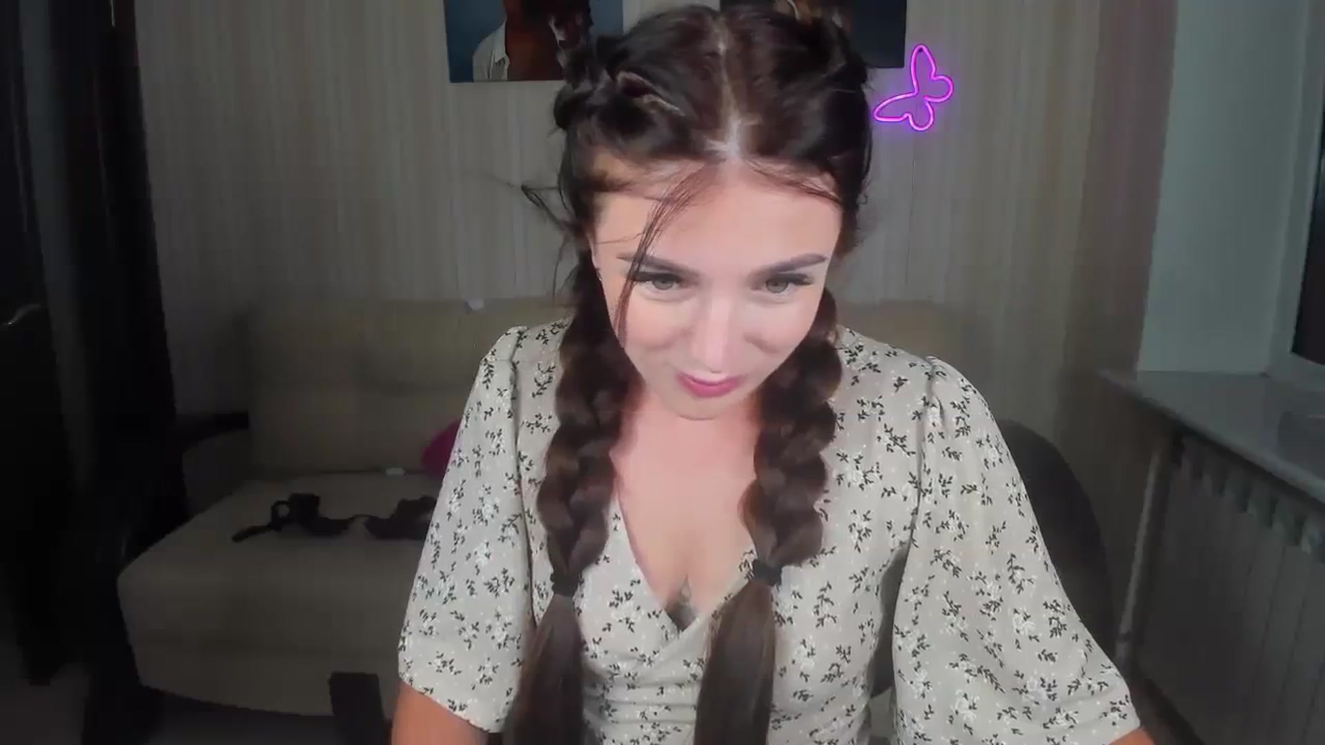 Gallery image thumbnail from TinaFerrell's myfreecams stream on, 08/26/2023, 17:28 image 17 of 20