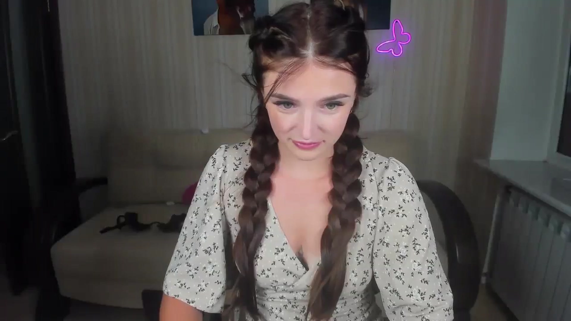 Gallery image thumbnail from TinaFerrell's myfreecams stream on, 08/26/2023, 17:28 image 15 of 20