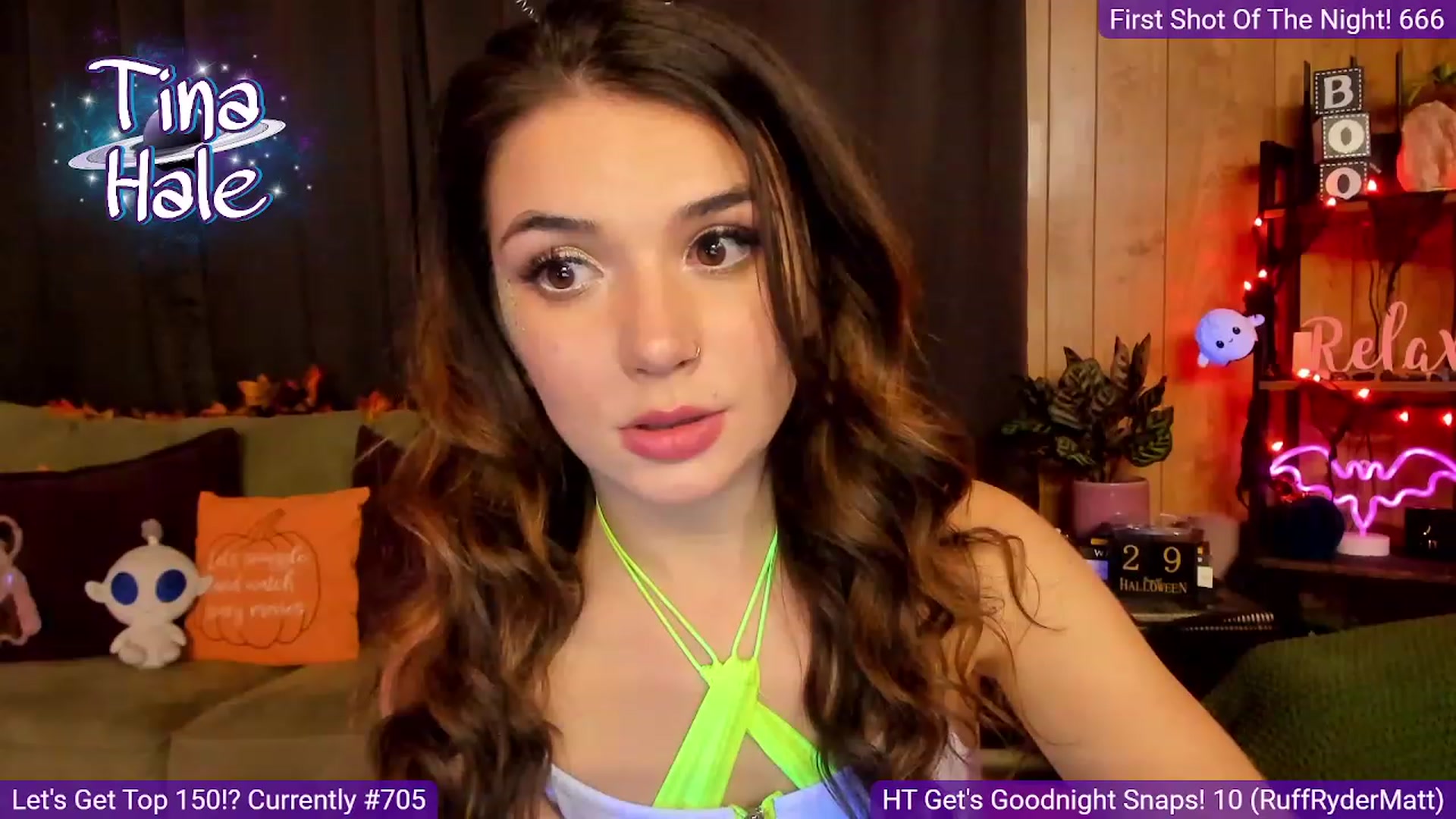 Gallery image thumbnail from TinaHale's myfreecams stream on, 10/04/2023, 04:07 image 15 of 20
