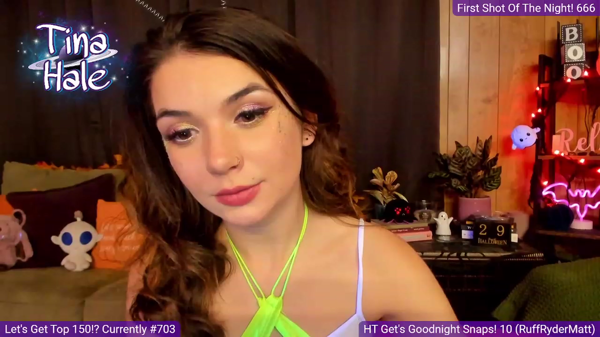 Gallery image thumbnail from TinaHale's myfreecams stream on, 10/04/2023, 04:07 image 3 of 20