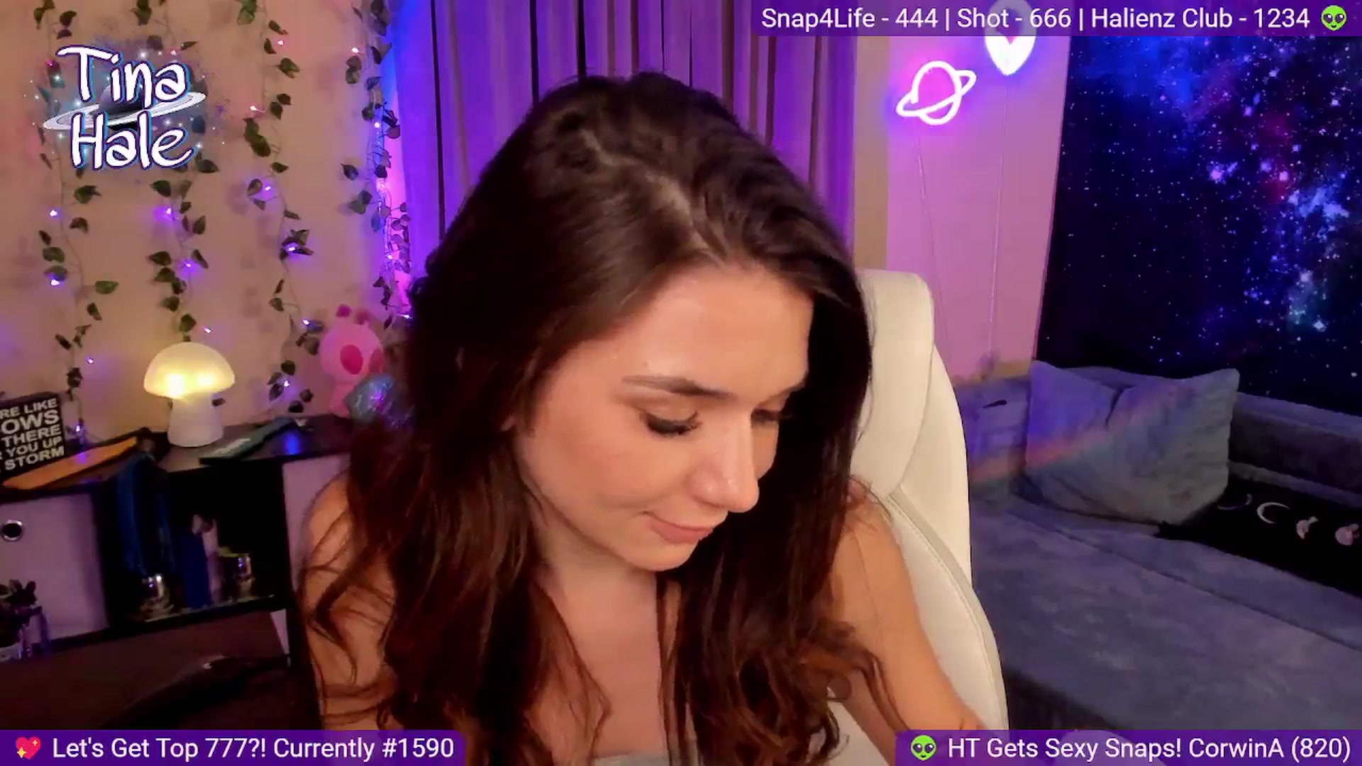 Gallery image thumbnail from TinaHale's myfreecams stream on, 06/21/2024, 06:37 image 18 of 20