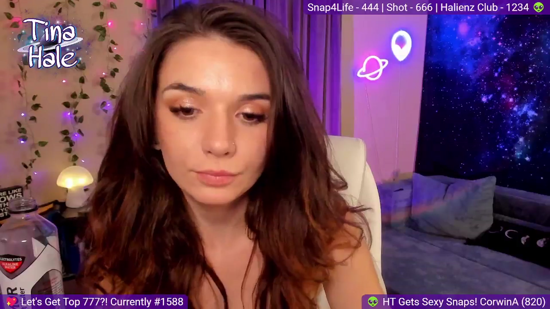 Gallery image thumbnail from TinaHale's myfreecams stream on, 06/21/2024, 06:37 image 12 of 20