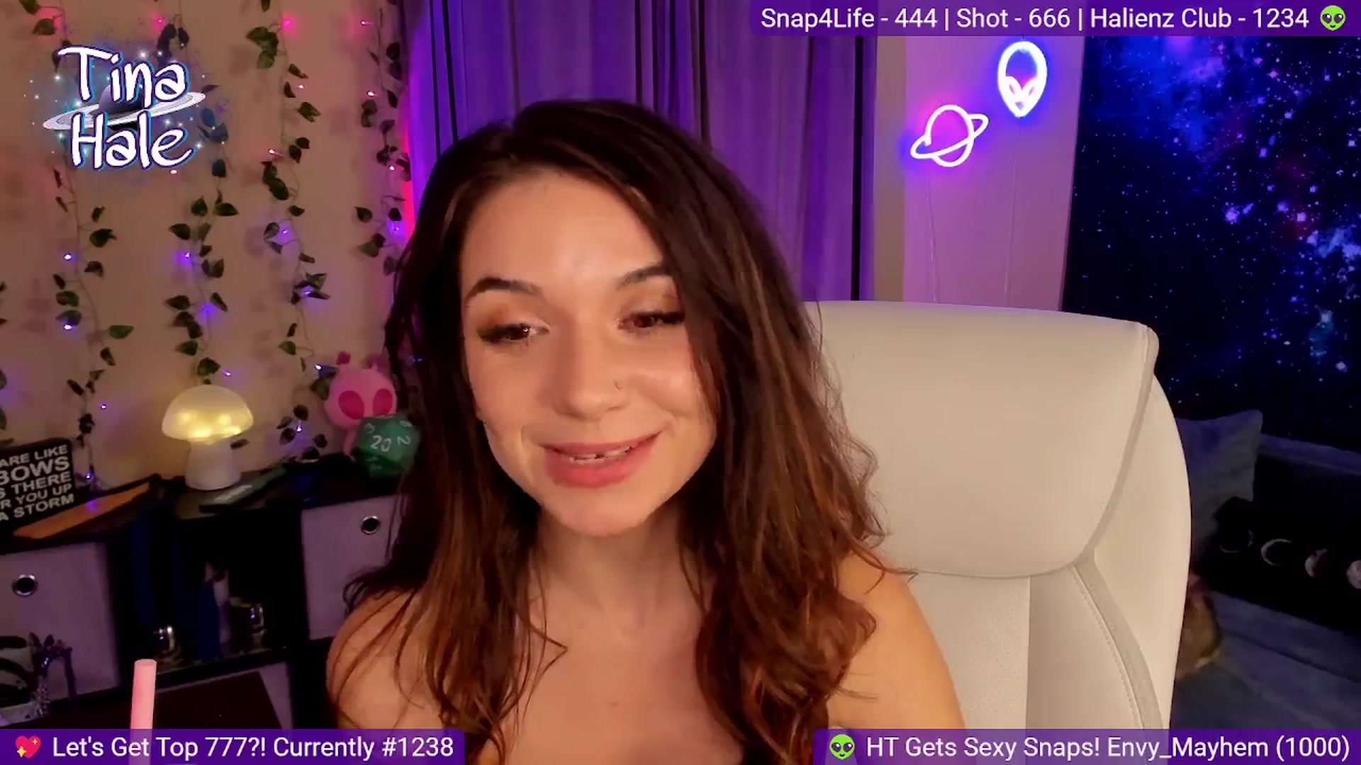 Gallery image thumbnail from TinaHale's myfreecams stream on, 06/24/2024, 06:41 image 14 of 20