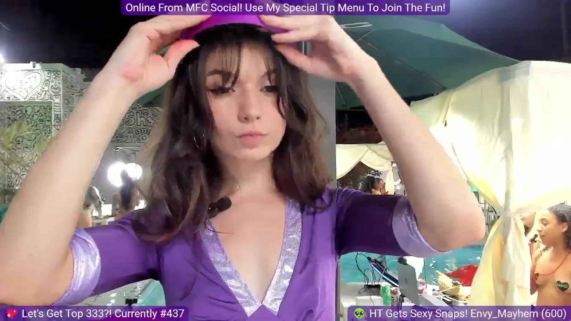 Gallery image thumbnail from TinaHale's myfreecams stream on, 09/26/2024, 05:08 image 10 of 20