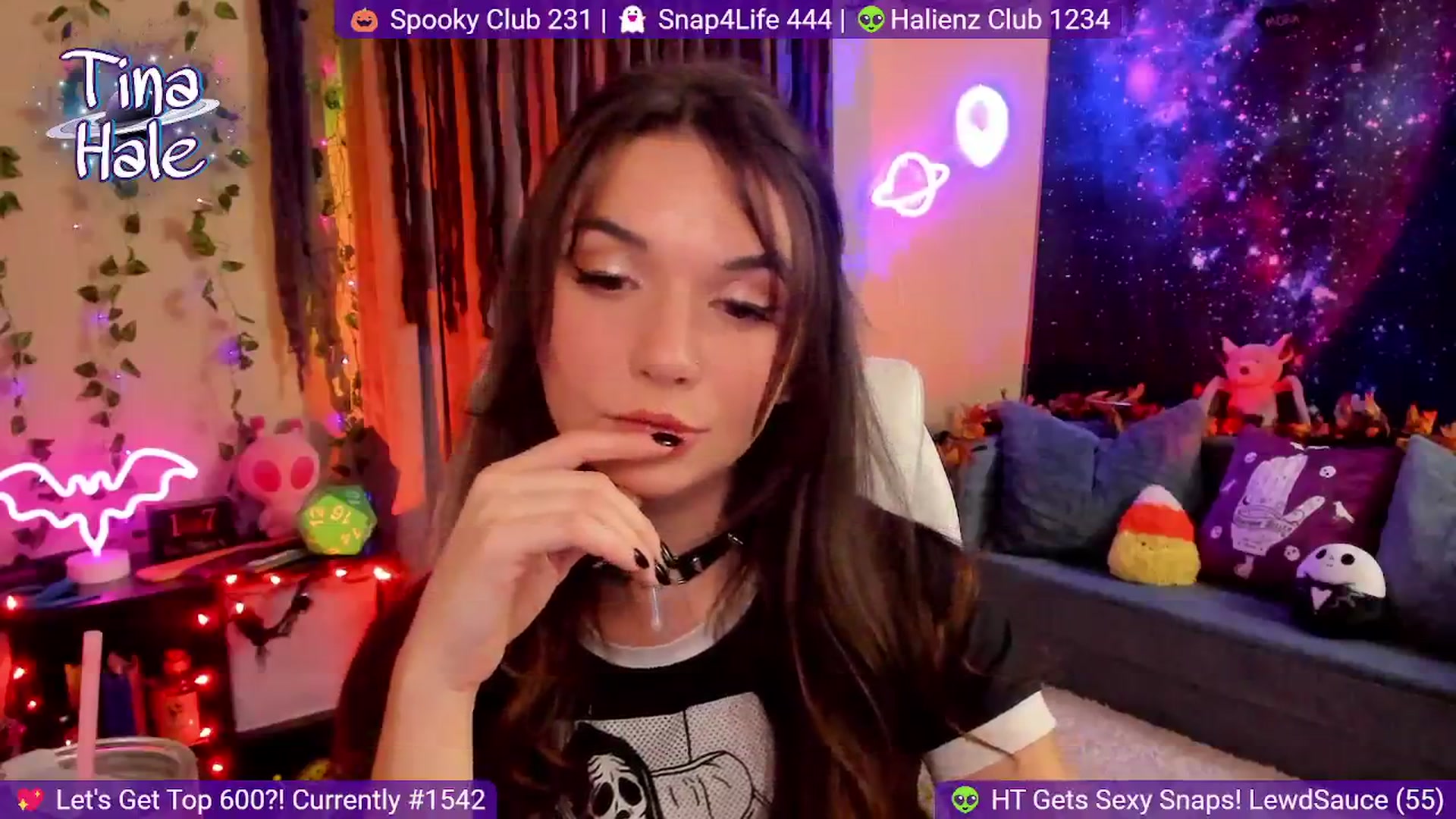 Gallery image thumbnail from TinaHale's myfreecams stream on, 10/16/2024, 05:07 image 10 of 20