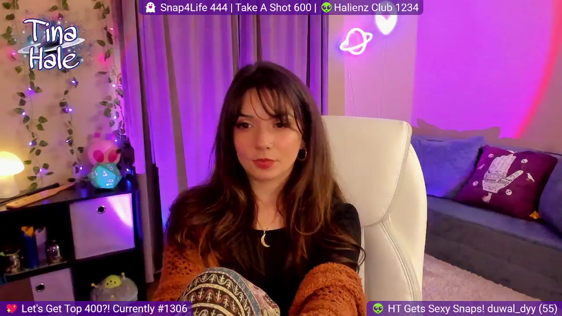 Gallery image thumbnail from TinaHale's myfreecams stream on, 12/02/2024, 05:05 image 12 of 20