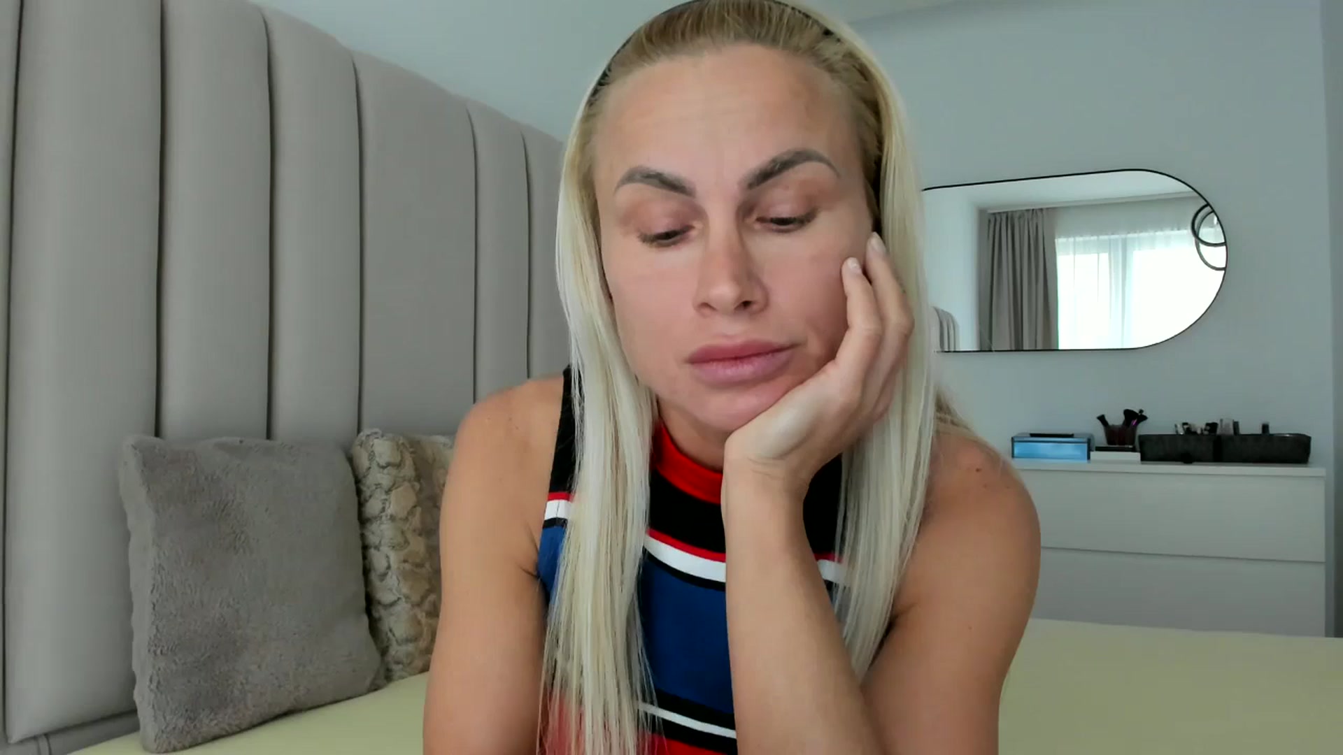 Gallery image thumbnail from TinaNTMU_'s myfreecams stream on, 01/07/2026, 13:28 image 12 of 20