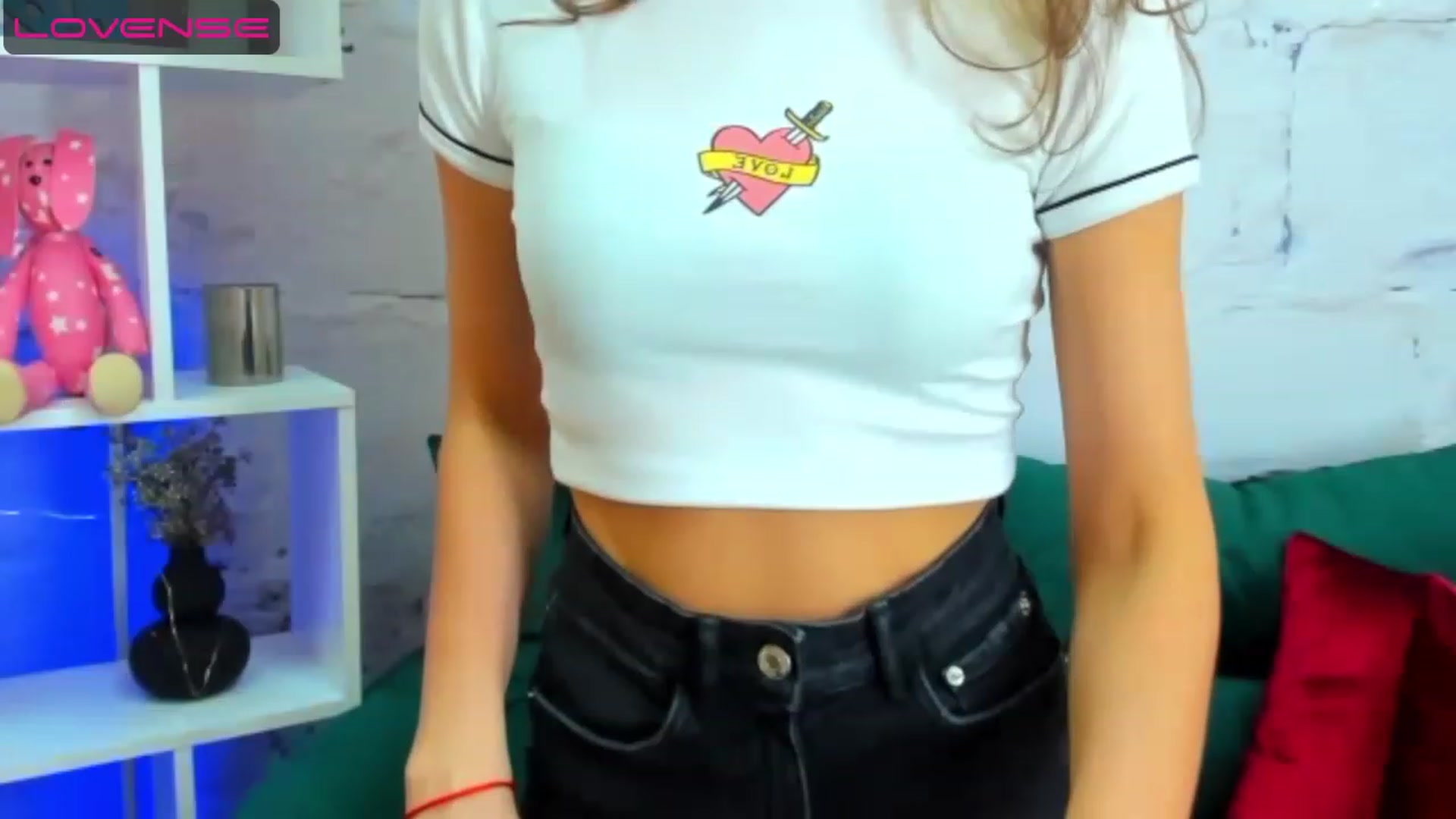 Gallery image thumbnail from TinaRee's myfreecams stream on, 07/01/2023, 11:36 image 20 of 20