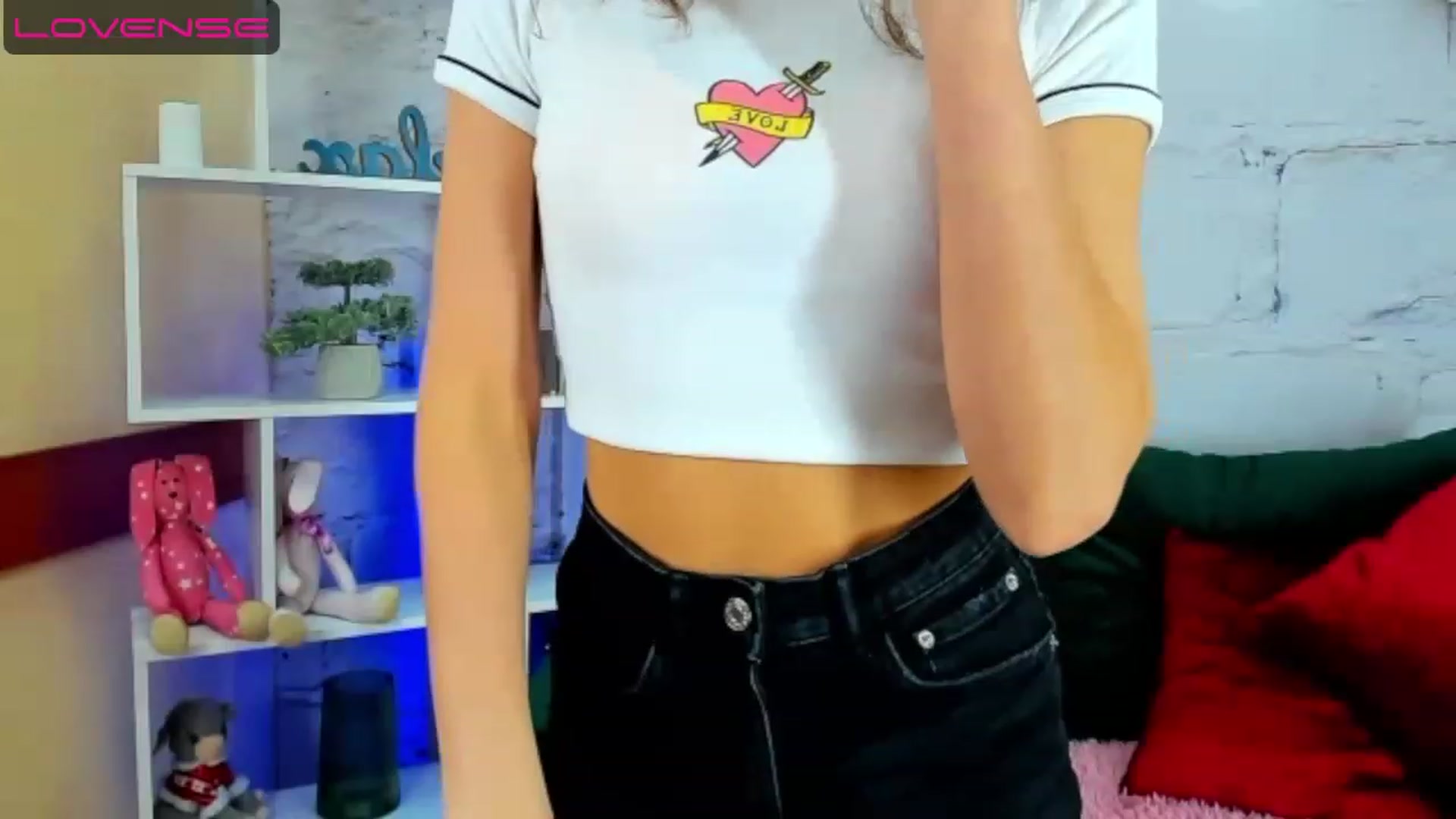 Gallery image thumbnail from TinaRee's myfreecams stream on, 07/09/2023, 10:53 image 13 of 20