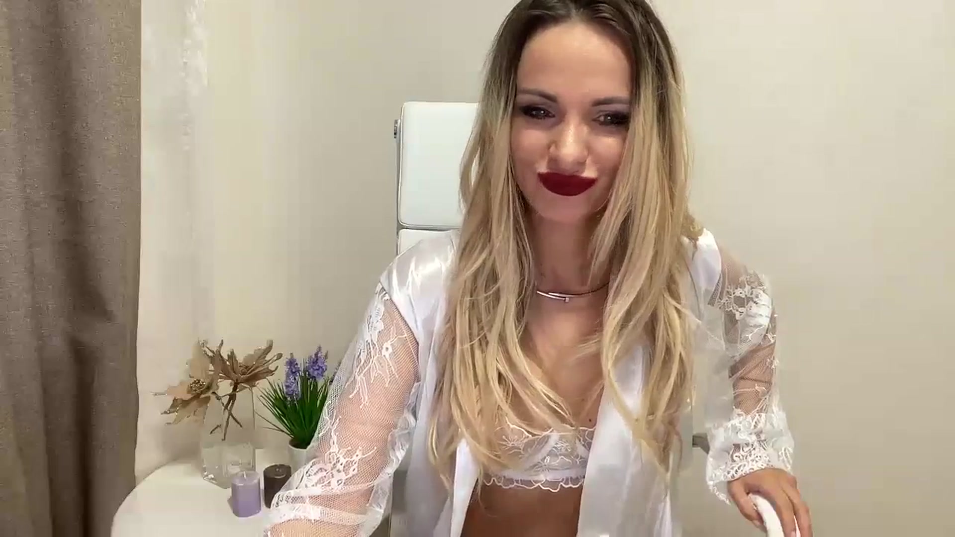 Gallery image thumbnail from Tina_Angel_'s myfreecams stream on, 11/11/2023, 12:45 image 14 of 20