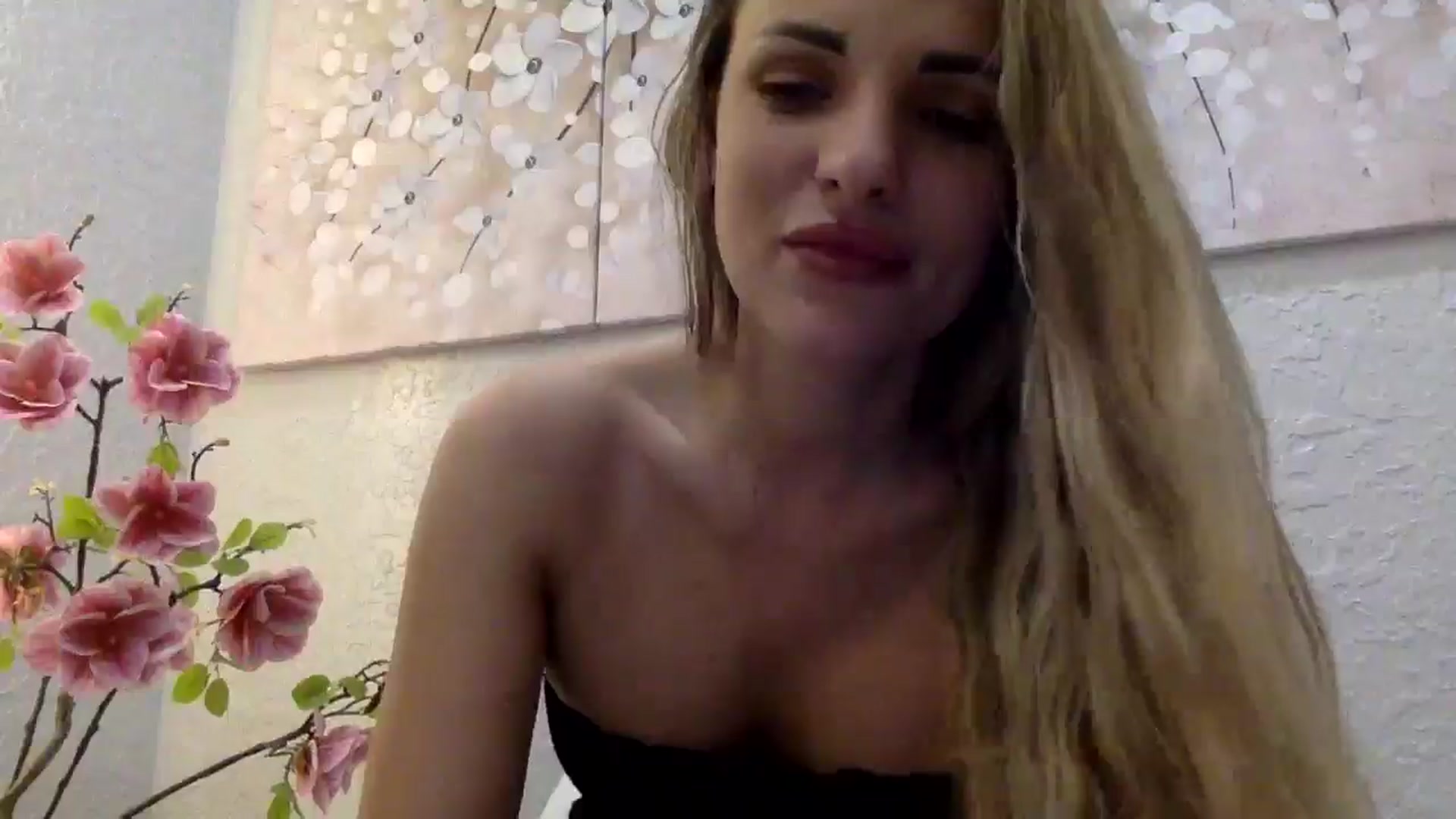 Gallery image thumbnail from Tina_Angel_'s myfreecams stream on, 01/25/2025, 16:03 image 7 of 20