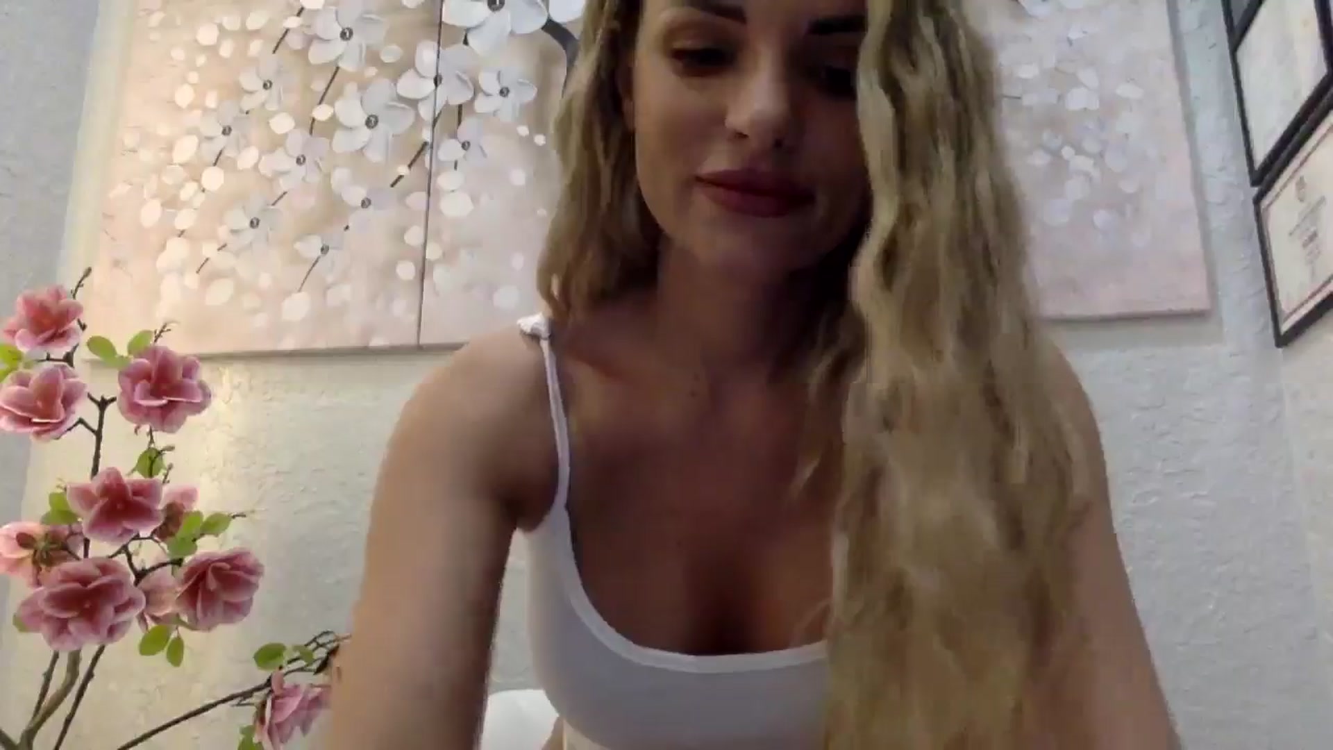 Gallery image thumbnail from Tina_Angel_'s myfreecams stream on, 01/30/2025, 19:30 image 5 of 20