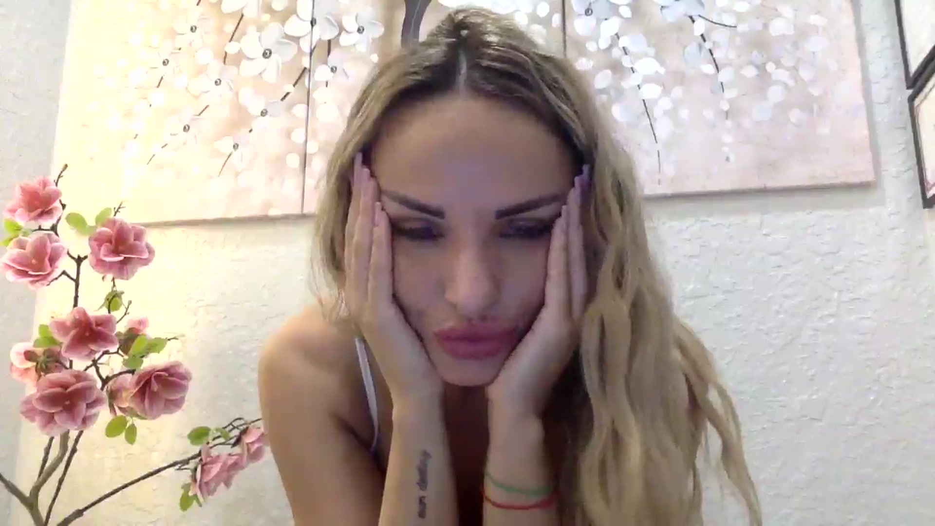 Gallery image thumbnail from Tina_Angel_'s myfreecams stream on, 01/30/2025, 20:41 image 10 of 20