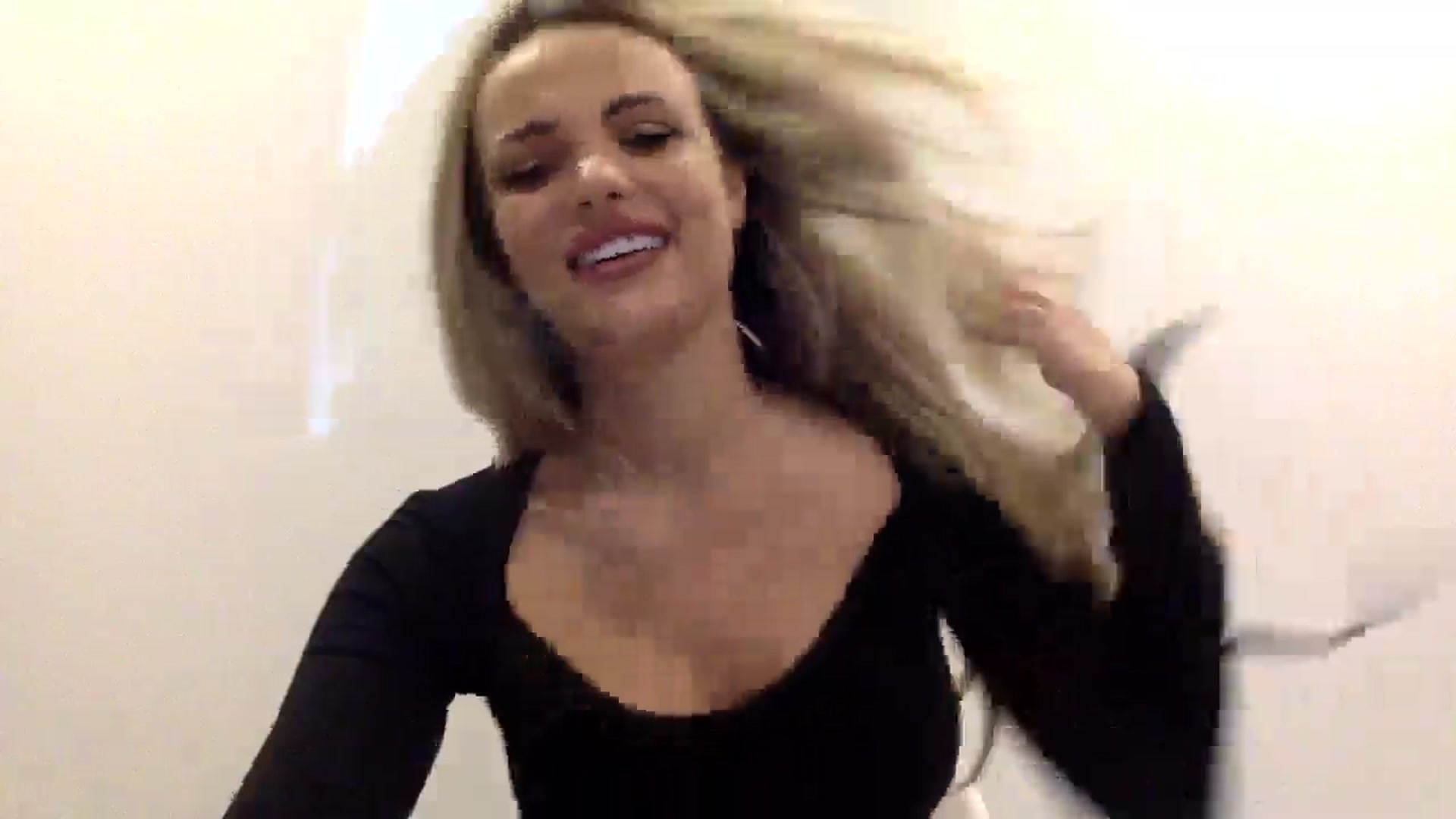 Gallery image thumbnail from Tina_Angel_'s myfreecams stream on, 02/06/2025, 21:08 image 15 of 20