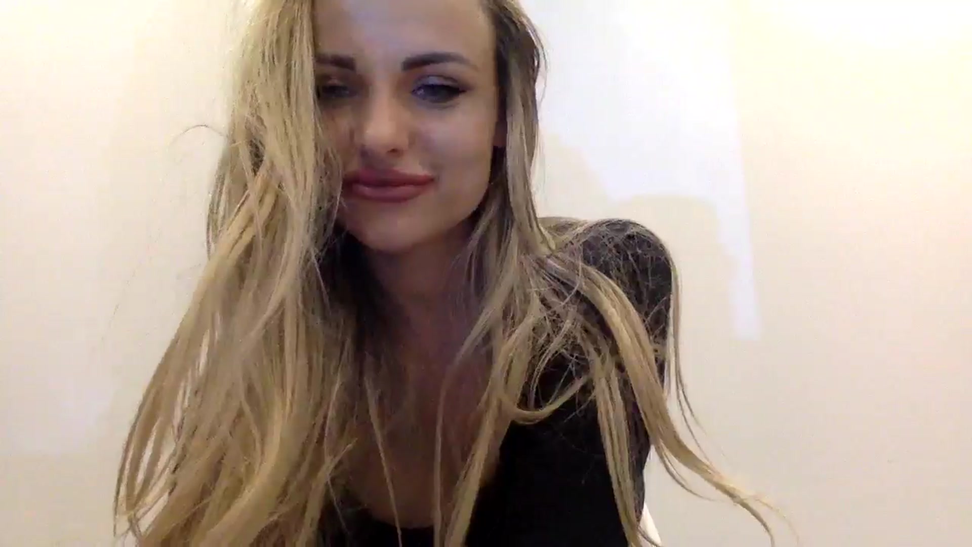 Gallery image thumbnail from Tina_Angel_'s myfreecams stream on, 02/06/2025, 21:08 image 9 of 20