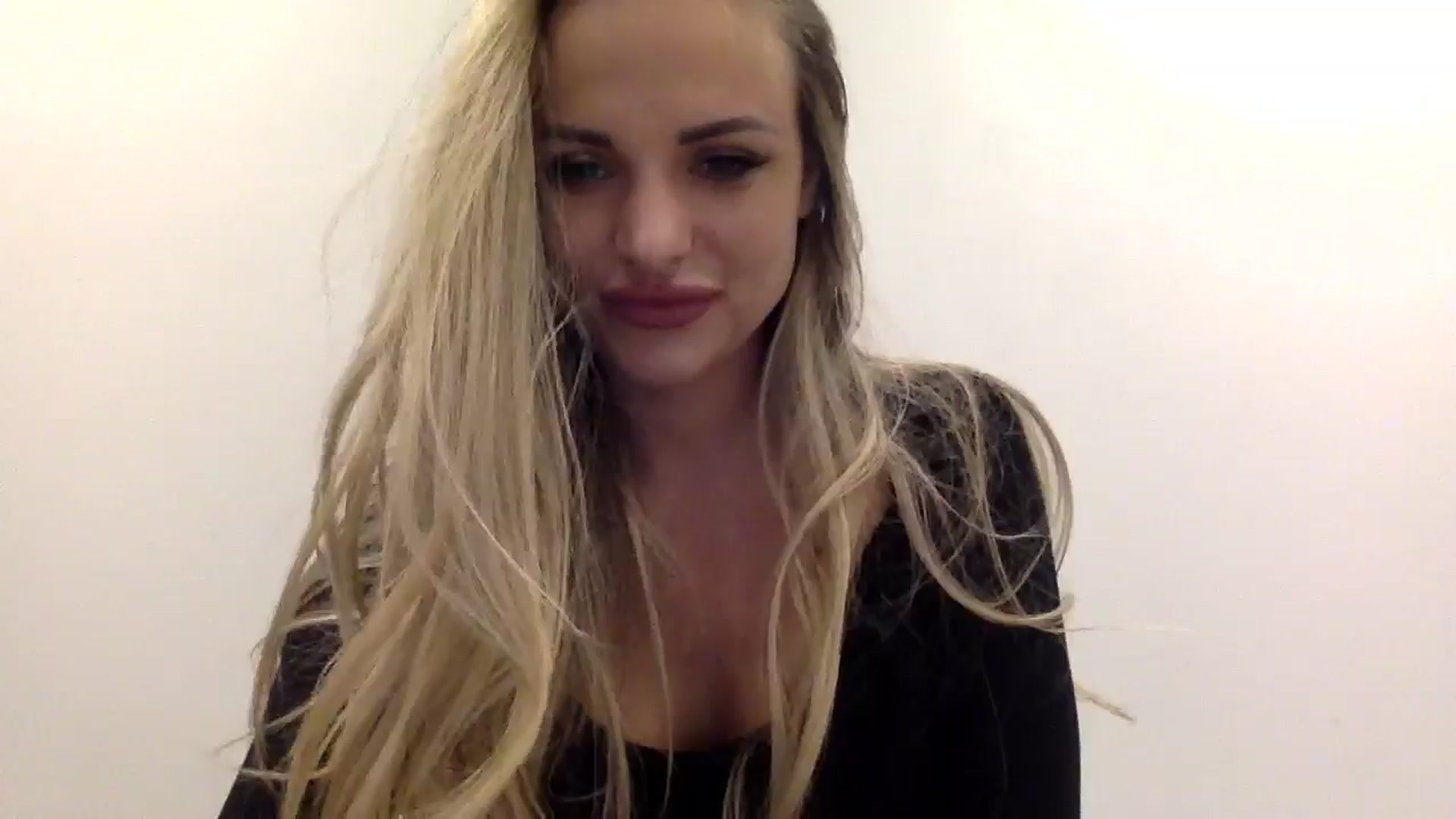 Gallery image thumbnail from Tina_Angel_'s myfreecams stream on, 02/06/2025, 21:08 image 7 of 20
