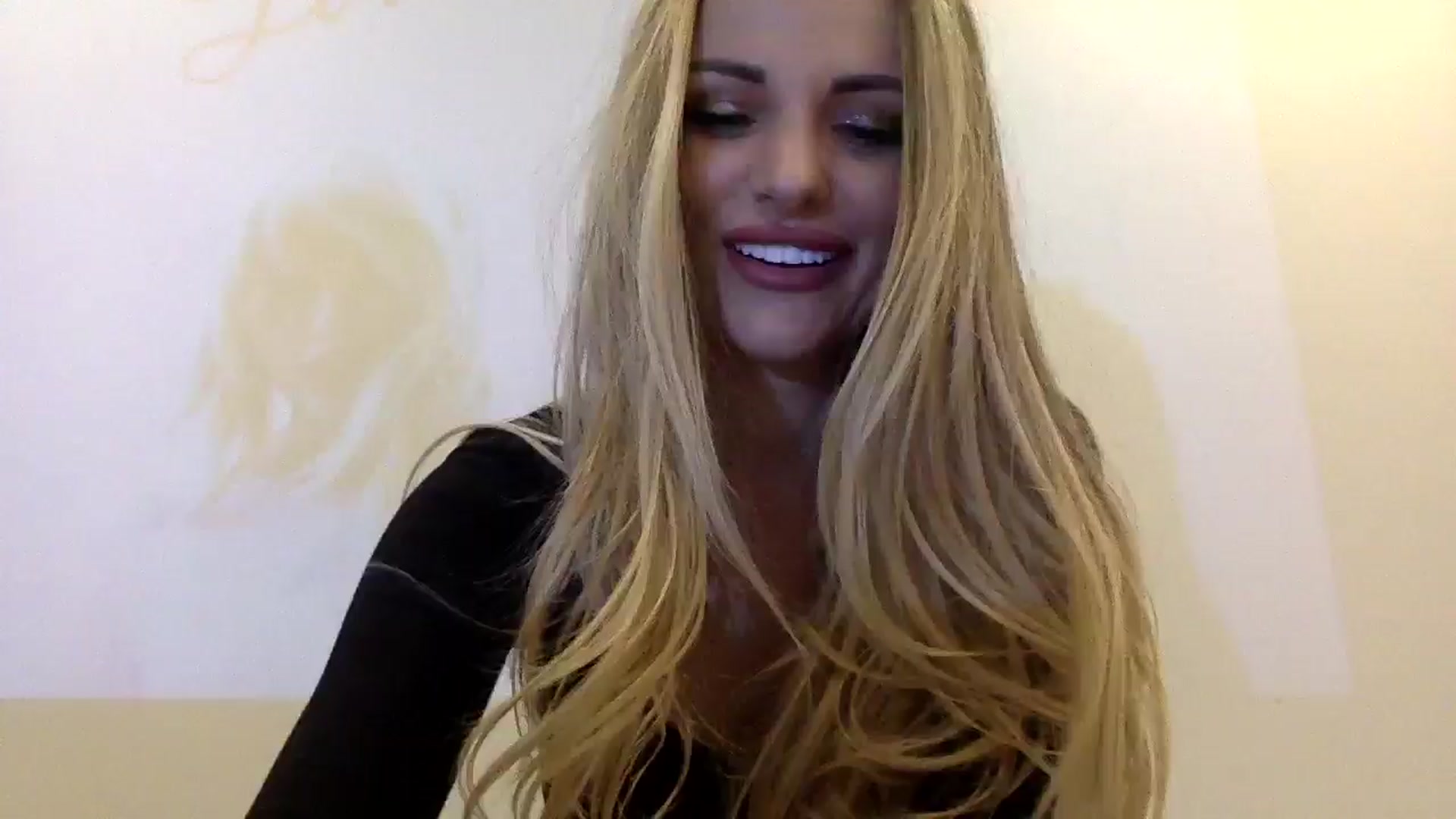 Gallery image thumbnail from Tina_Angel_'s myfreecams stream on, 02/06/2025, 21:33 image 2 of 20