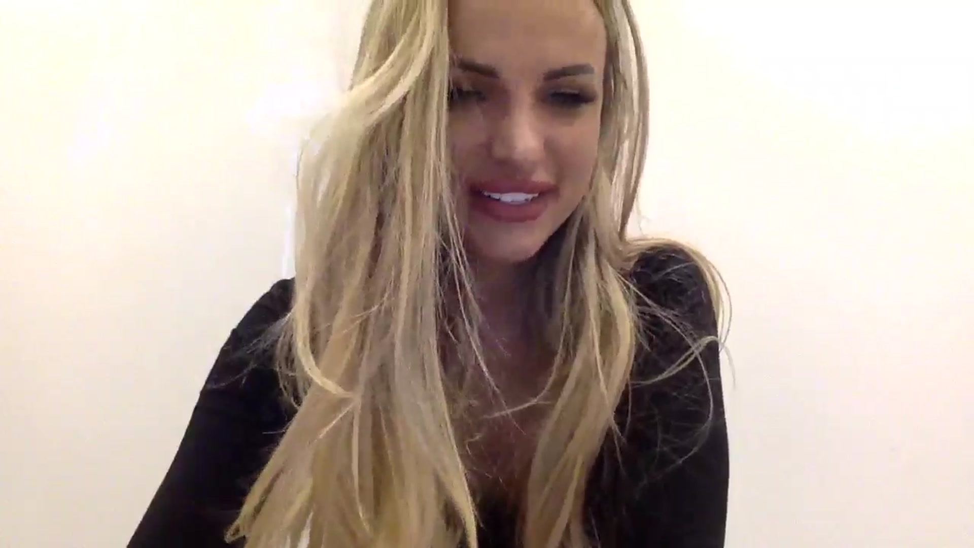 Gallery image thumbnail from Tina_Angel_'s myfreecams stream on, 02/06/2025, 22:00 image 15 of 20