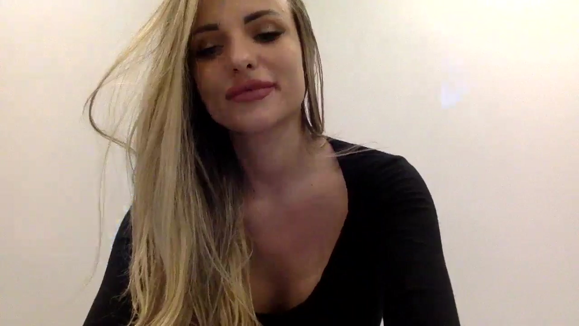 Gallery image thumbnail from Tina_Angel_'s myfreecams stream on, 02/06/2025, 22:00 image 2 of 20