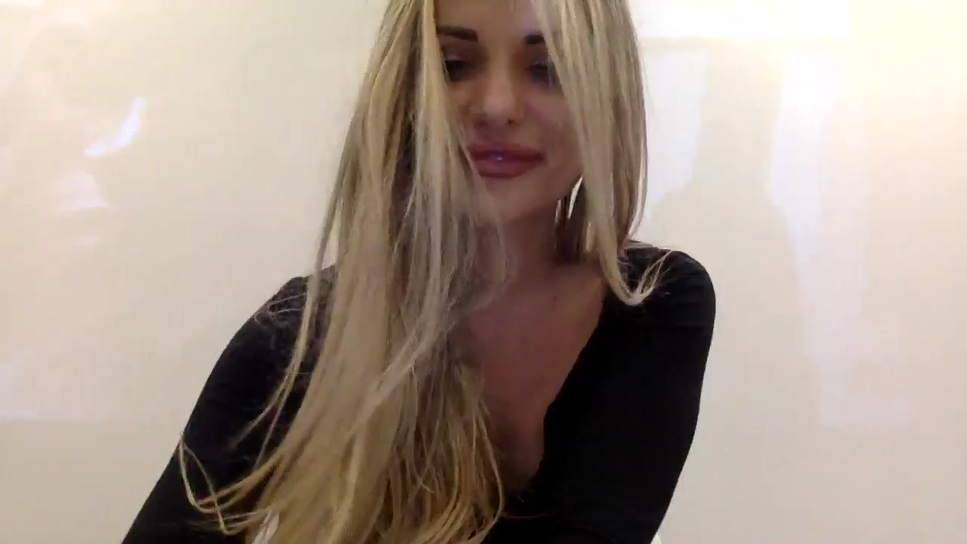 Gallery image thumbnail from Tina_Angel_'s myfreecams stream on, 02/06/2025, 22:00 image 3 of 20