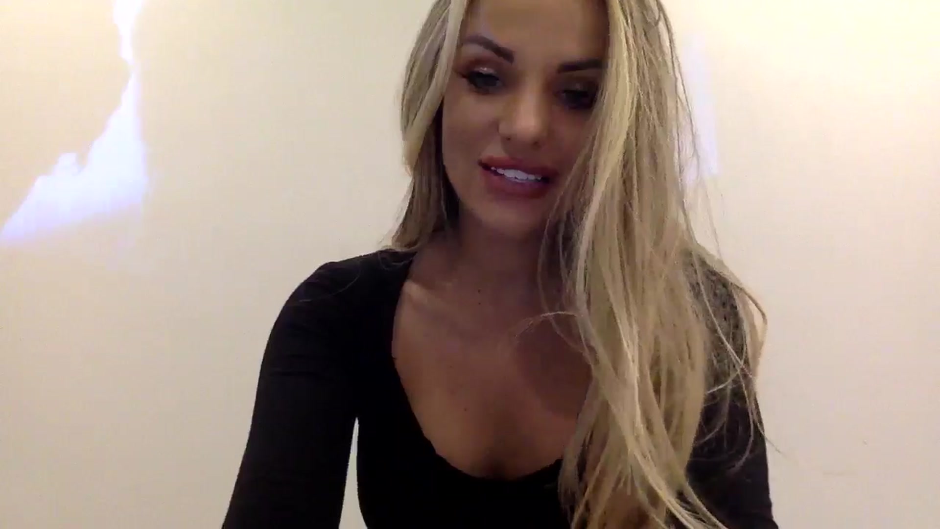 Gallery image thumbnail from Tina_Angel_'s myfreecams stream on, 02/06/2025, 22:00 image 6 of 20